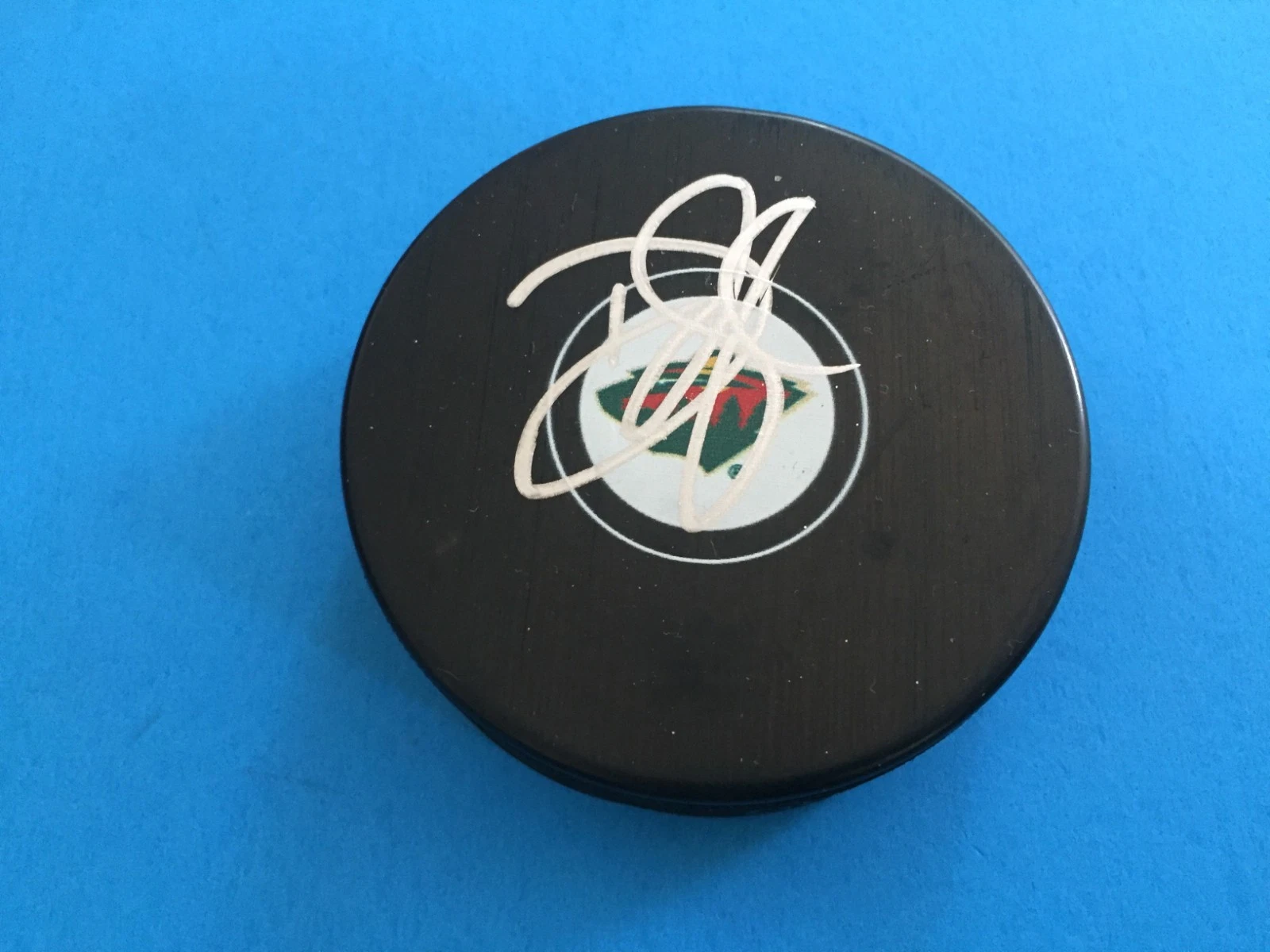 Devan Dubnyk Minnesota Wild Signed Auto Puck Holder