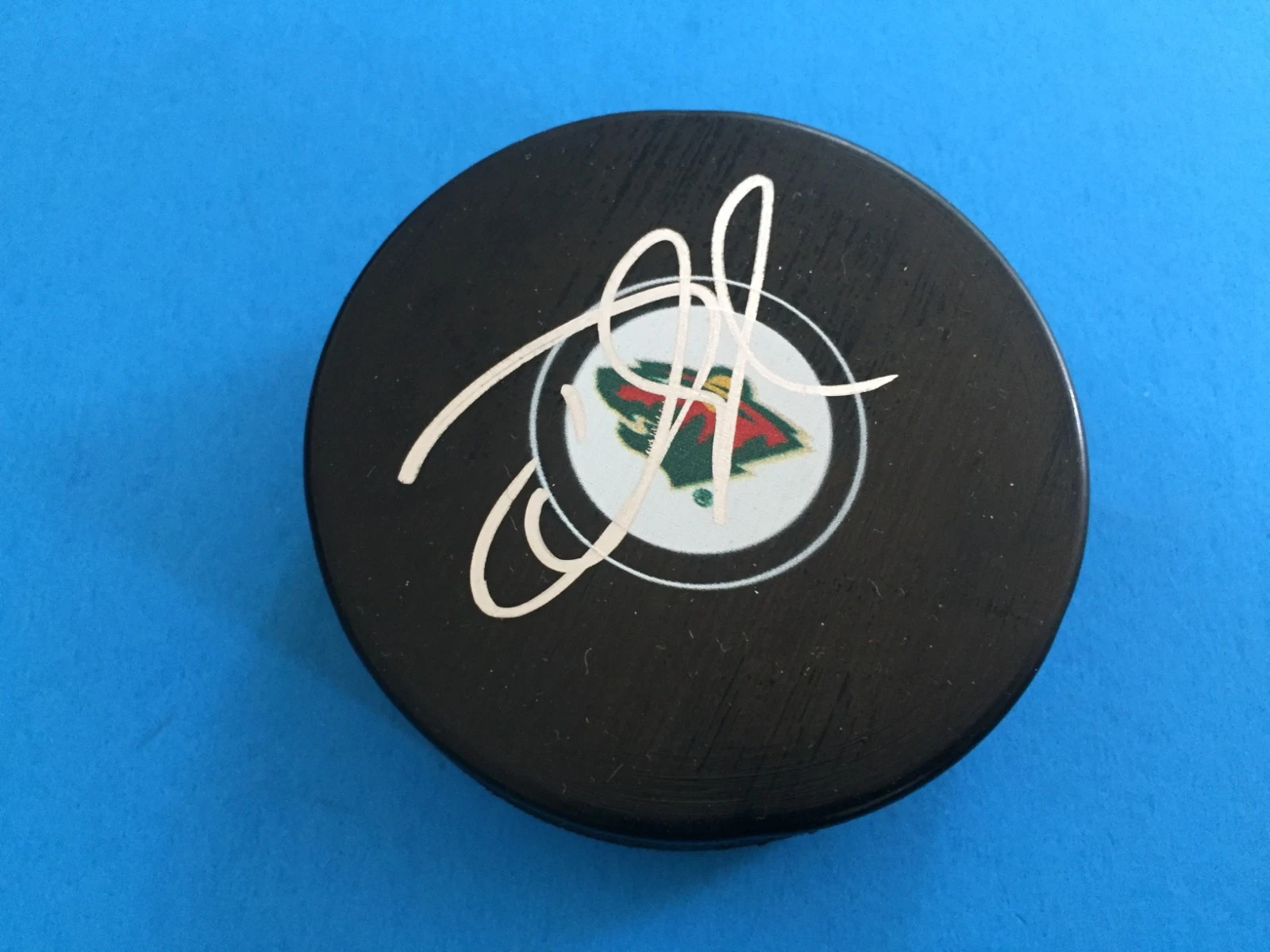 Devan Dubnyk Minnesota Wild Signed Auto Puck Cube