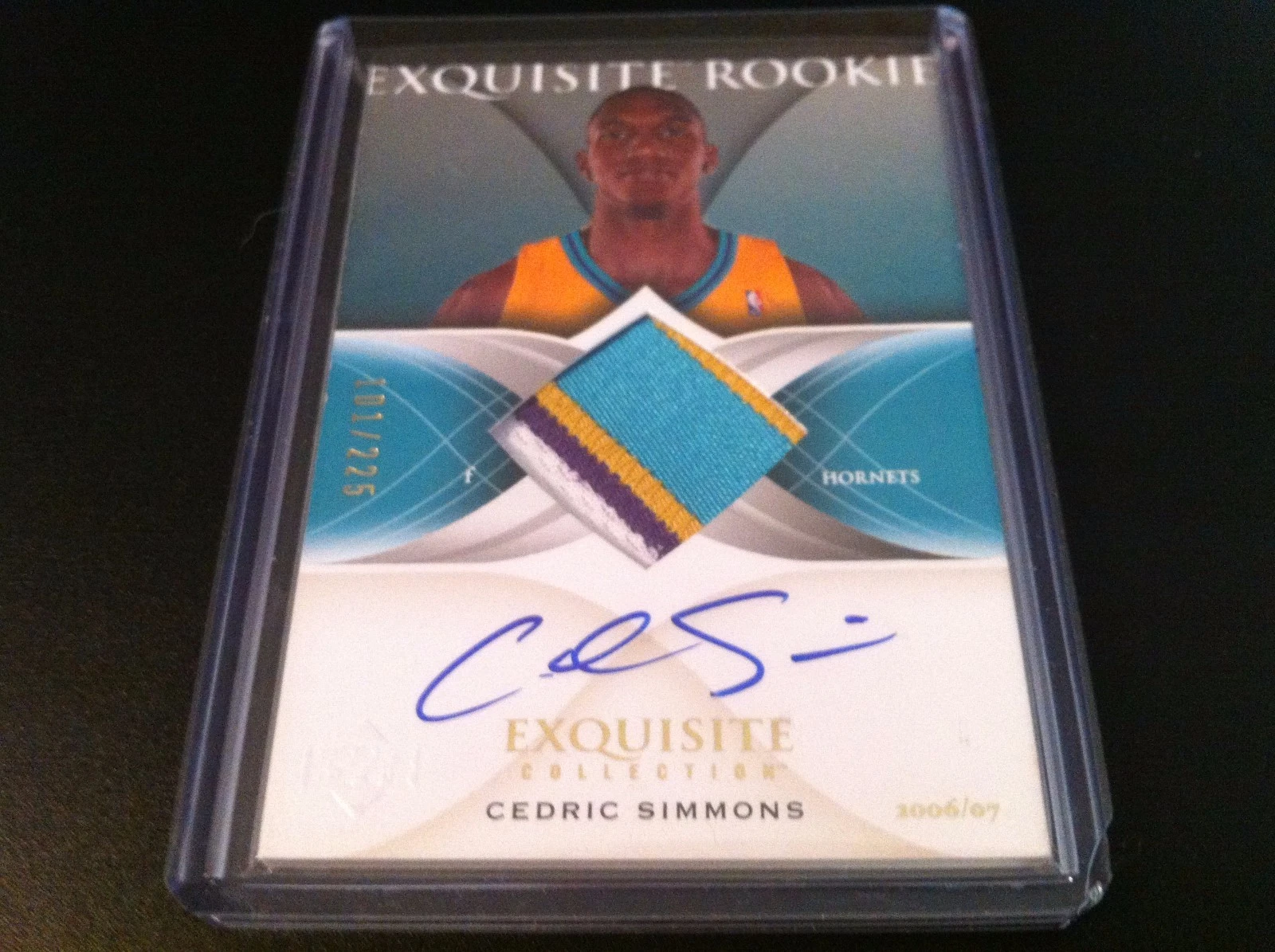 CEDRIC SIMMONS 2006-07 EXQUISITE ROOKIE 3-CLR PATCH JERSEY AUTO /225 COLLECTIBLE MEMORABILIA