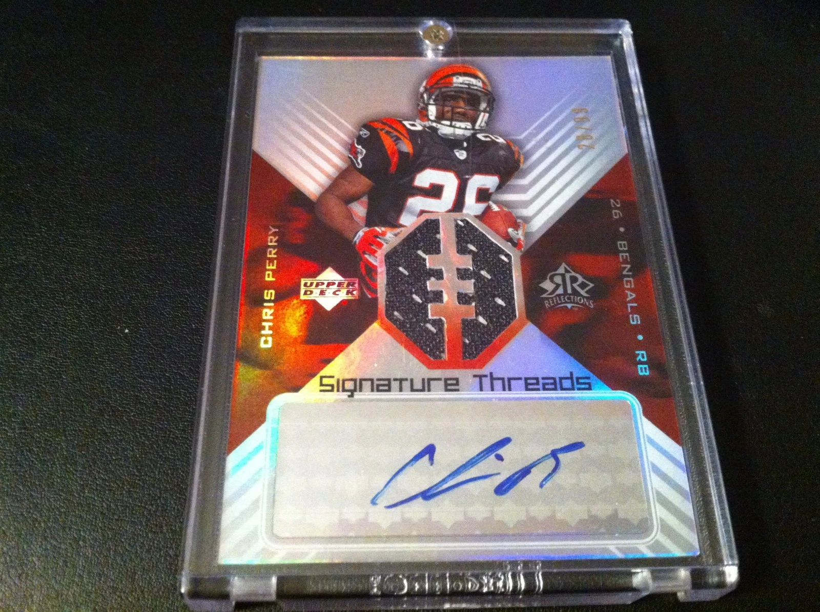 Chris Perry 2004 UD Signature Threads Reflections Rookie Jersey Auto /99