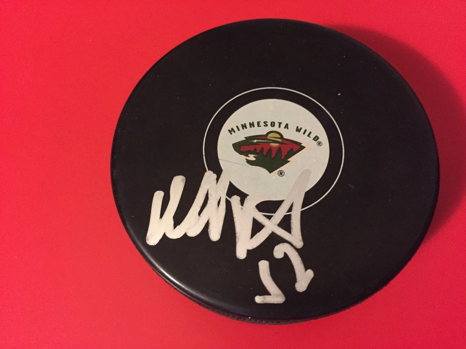 Niklas Backstrom Minnesota Wild Signed Auto Puck