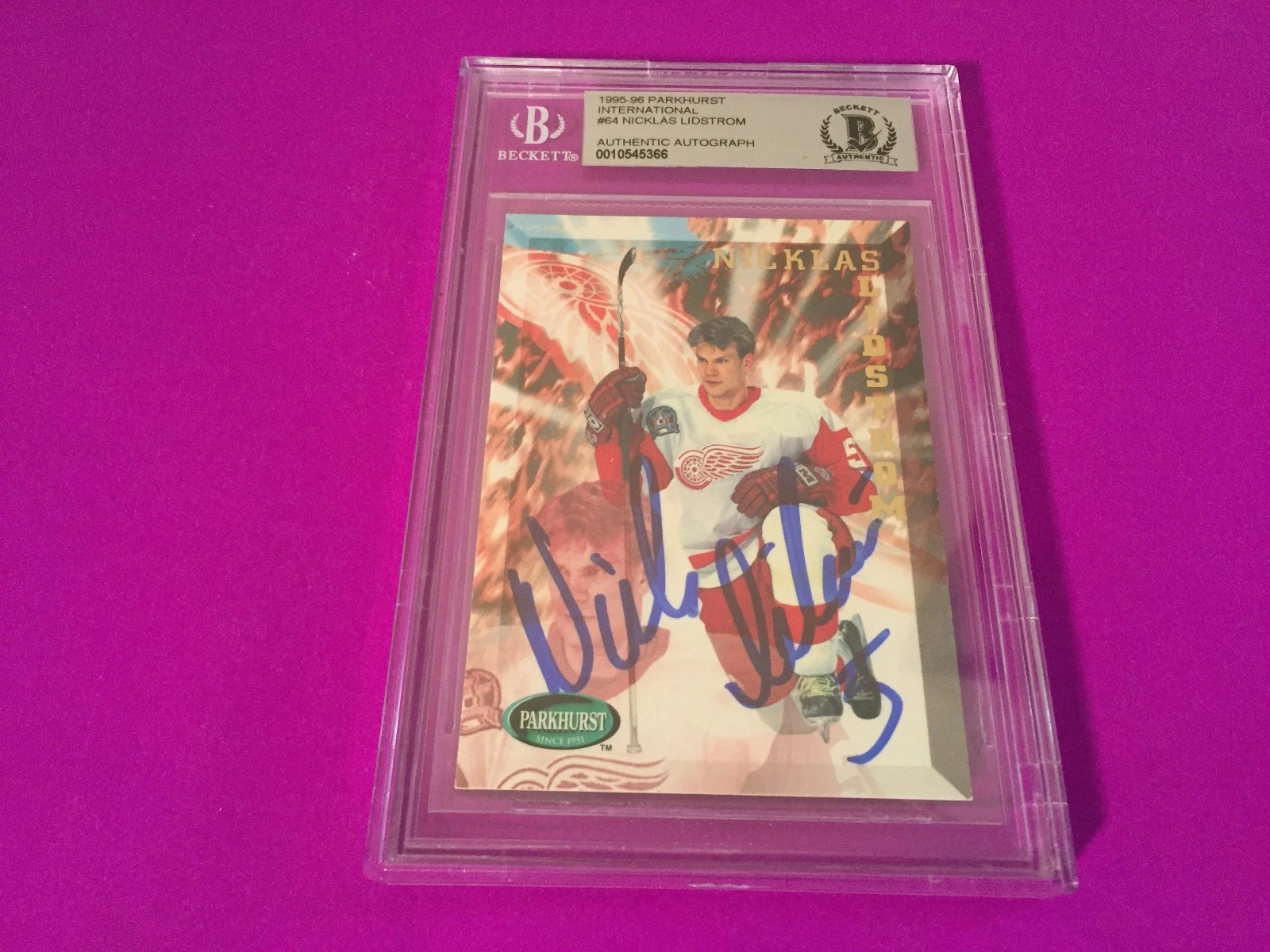 Nicklas Lidstrom Red Wings 1995-95 Parkhurst Signed Auto Beckett SLABBED BAS