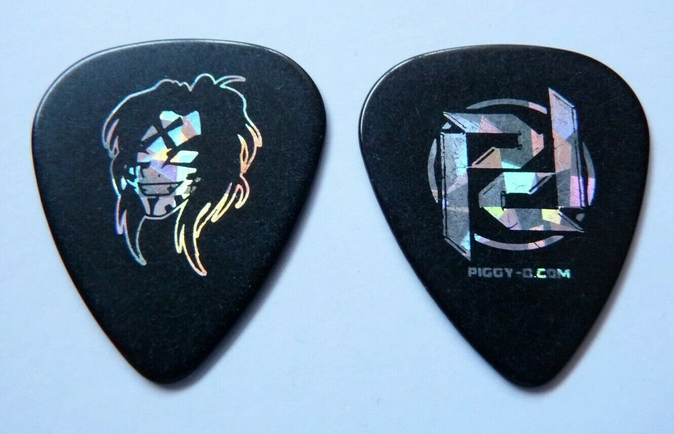 PIGGY D OF MARILYN MANSON ROB ZOMBIE SILVER ON BLACK TOUR ISSUED GUITAR PICK