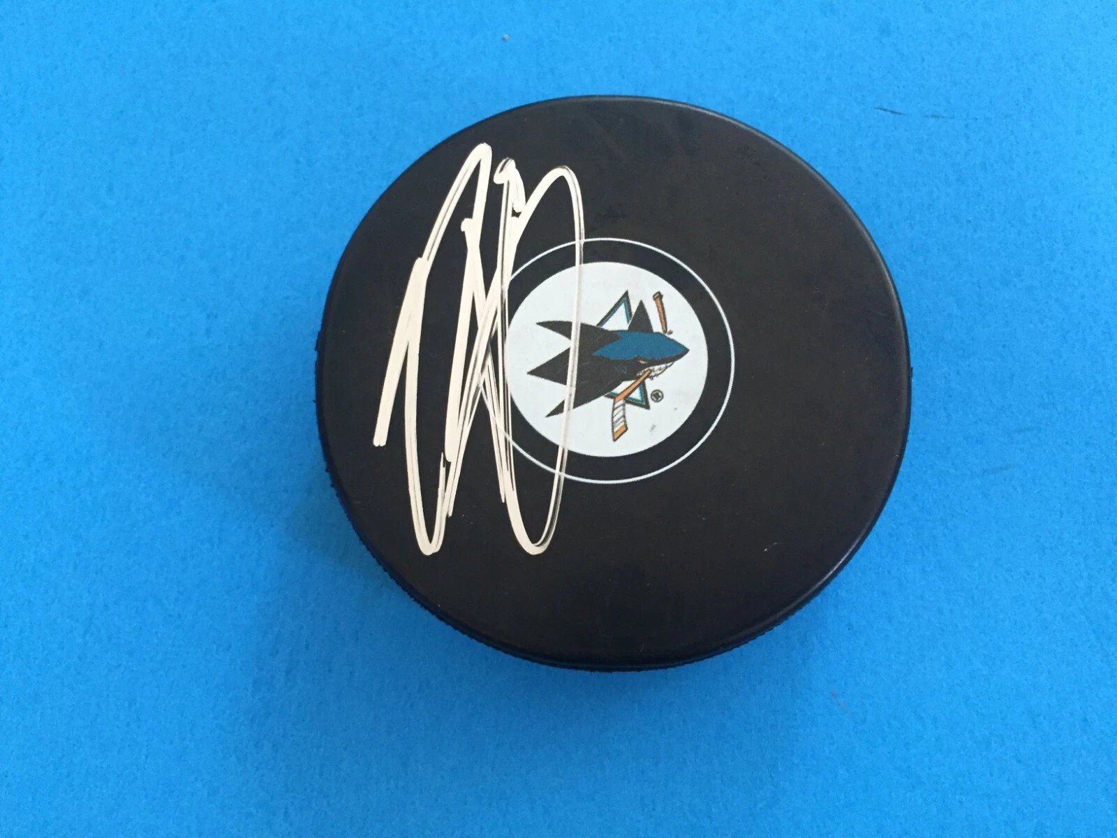 Evander Kane SHARKS Signed Auto Puck Cube