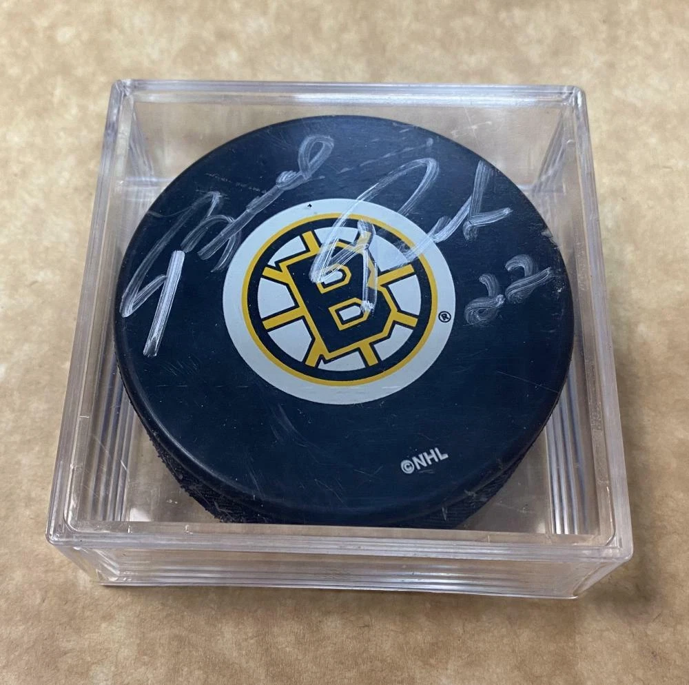 BRAD PARK BOSTON BRUINS SIGNED AUTOGRAPHED PUCK W/COA
