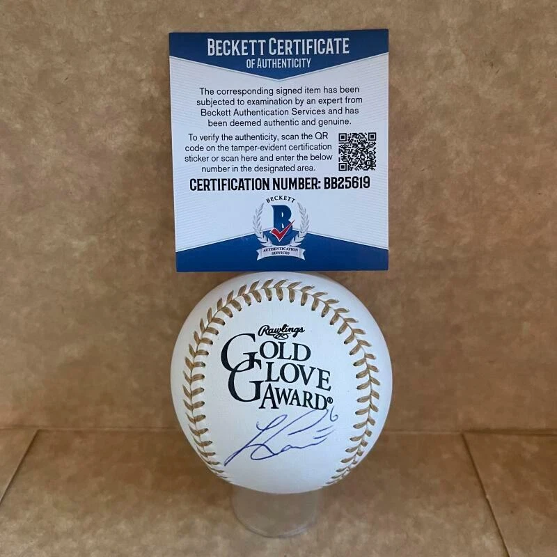 LORENZO CAIN MILWAUKEE BREWERS SIGNED AUTO GOLD GLOVE BASEBALL BAS BB25619