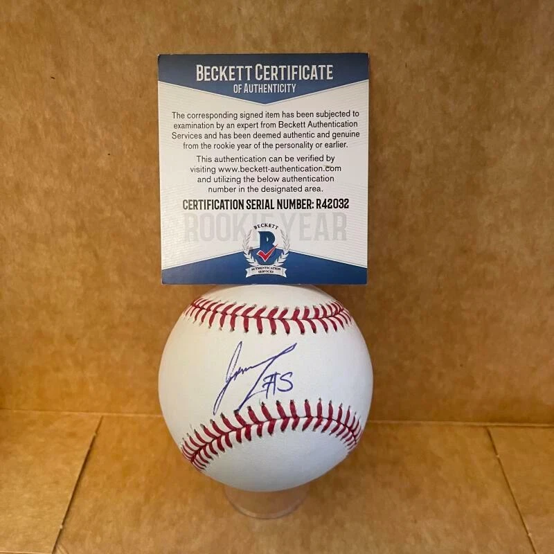 LUIS GARCIA PHILADELPHIA PHILLIES ROOKIE YEAR SIGNED M.L. BASEBALL  BAS R42032