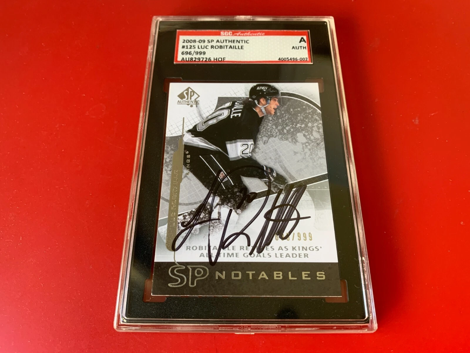 Luc Robitaille 2008-09 UD SP Authentic Card Signed Auto SGC Certified