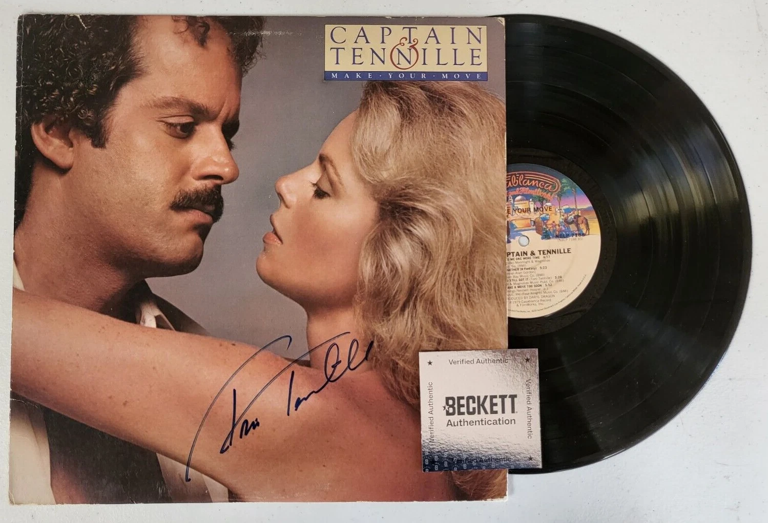CAPTAIN TENNILLE SIGNED BY TONI TENNILLE AUTO VINYL RECORD ALBUM BECKETT AUTH *