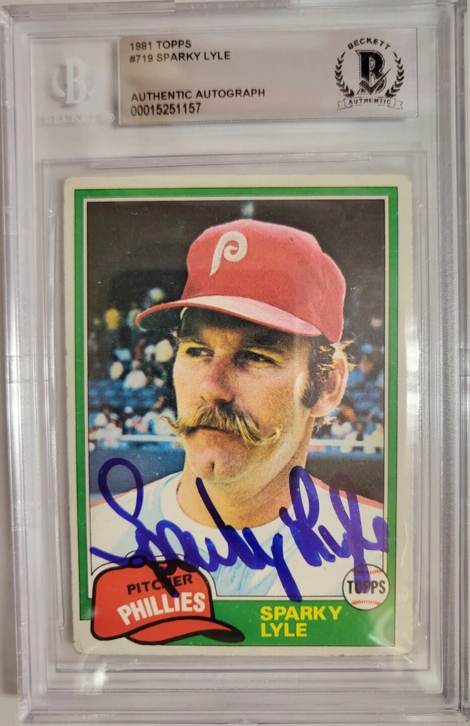 1981 TOPPS SPARKY LYLE PHILLIES #719 AUTO SIGNED CARD BECKETT AUTHENTIC VINTAGE
