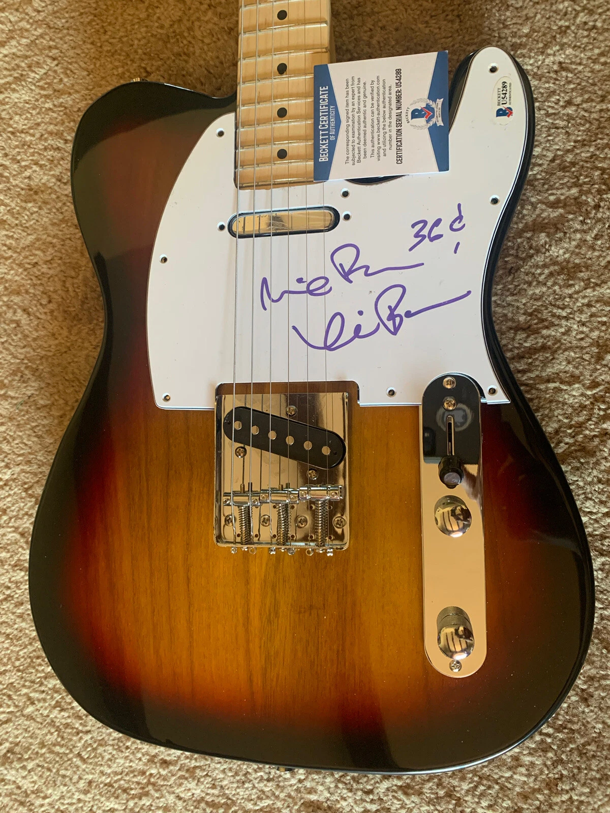 Kevin Bacon Brothers Signed Autographed Electric Guitar Beckett Certified