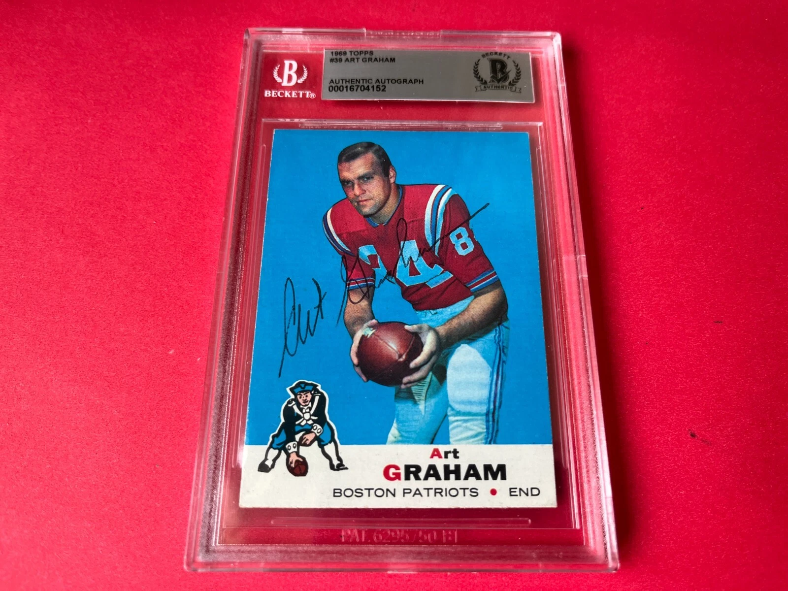 Art Graham Patriots 1969 Topps Card Signed Auto Beckett BAS Slabbed