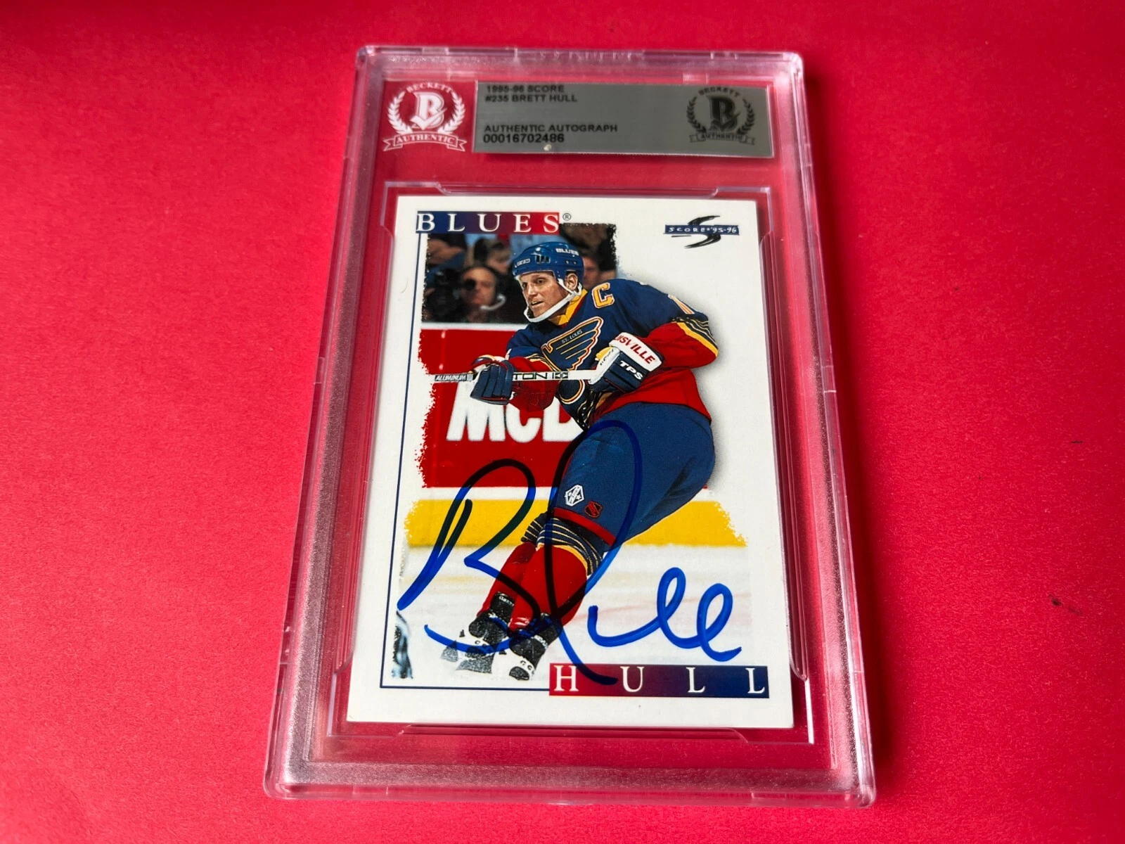 Brett Hull Blues HOF 1995-96 Score Card Signed Auto Beckett SLABBED BAS