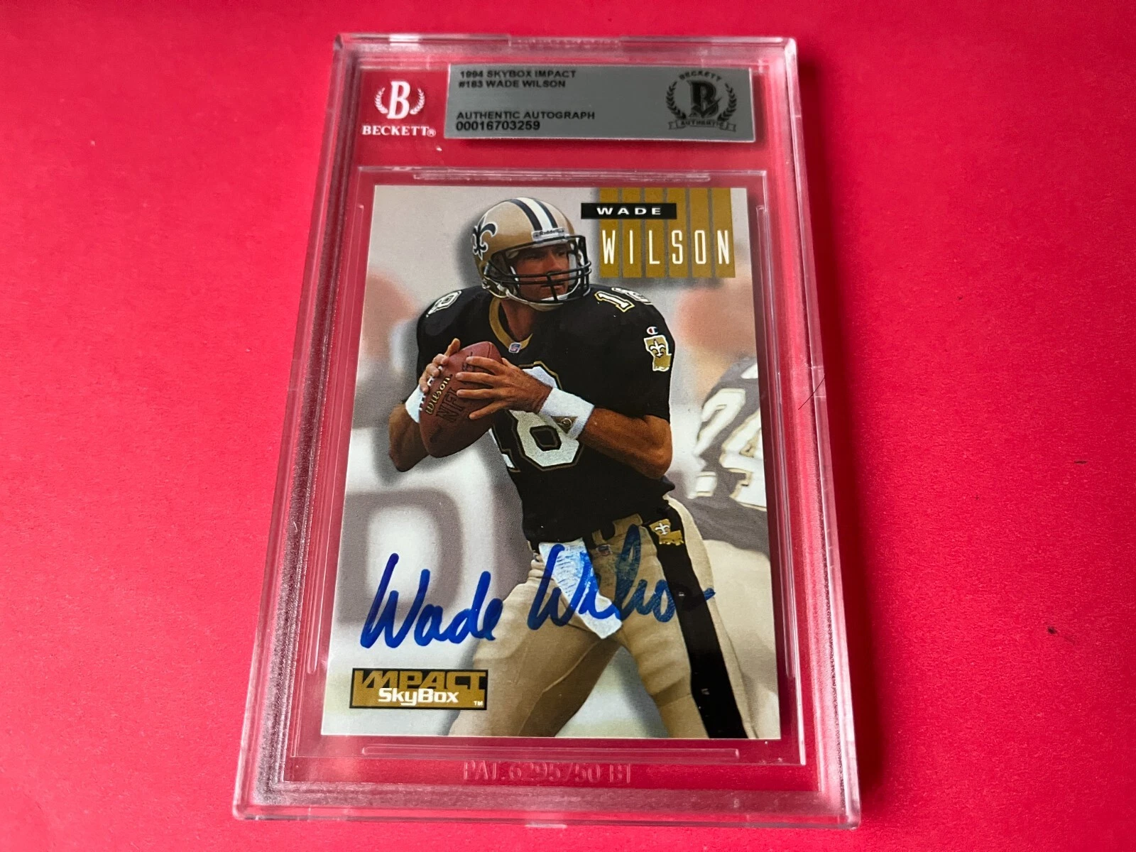 Wade Wilson Saints 1994 Skybox Impact Card Signed Auto Beckett BAS Slabbed