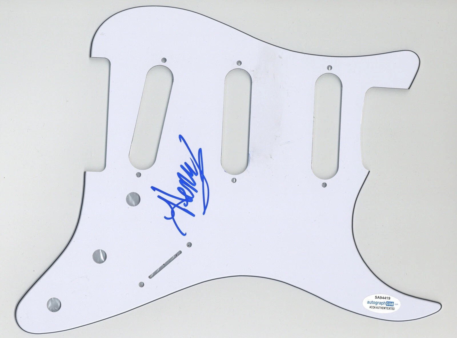 HENRY FAMBROUGH THE SPINNERS SIGNED AUTOGRAPH STRAT PICKGUARD GUITAR ACOA COA