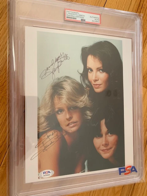 FARRAH FAWCETT+JACLYN SMITH SIGNED 8x10 PHOTO     CHARLIE'S ANGELS   PSA SLABBED