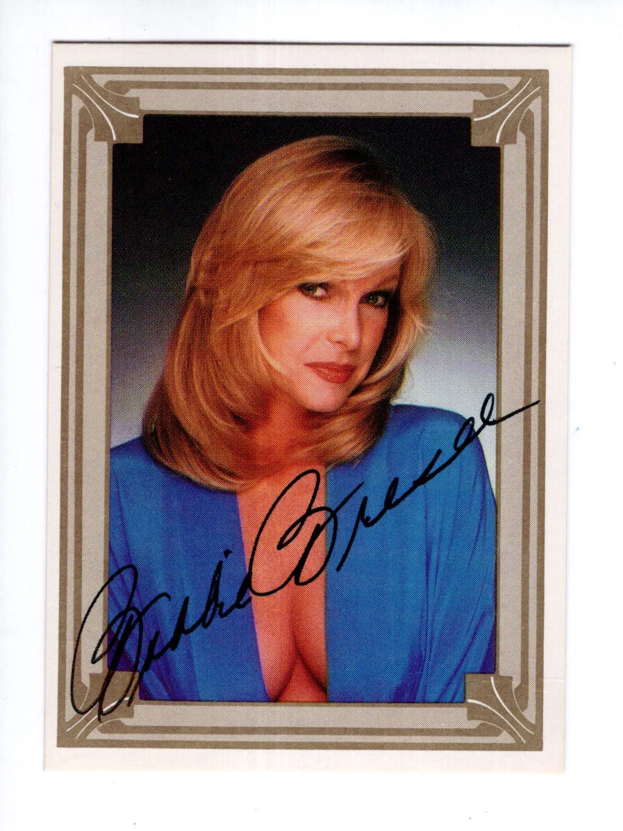 BOBBIE BRESEE HAND SIGNED 1990 SCREAM QUEENS TRADING CARD         GORGEOUS+SEXY COLLECTIBLE MEMORABILIA