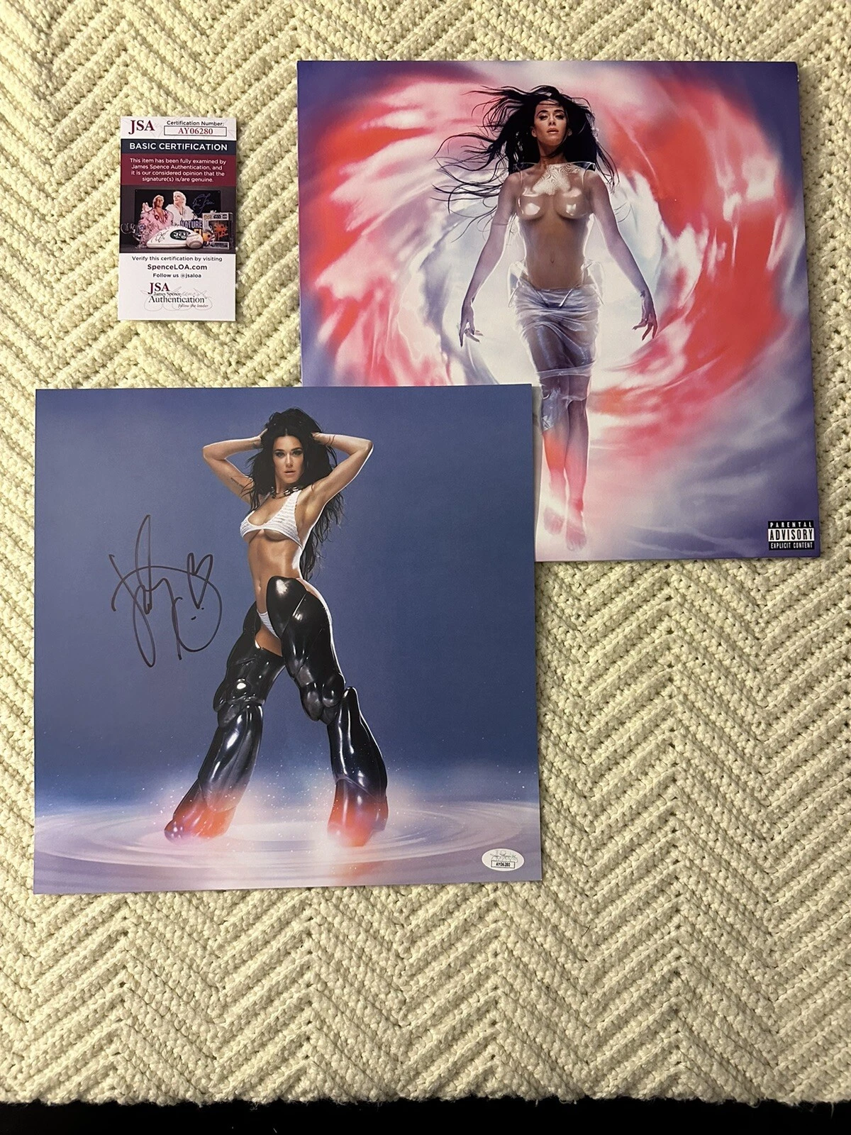 Katy Perry SIGNED 143 Vinyl Record ALBUM Insert JSA Authenticated COA 2024