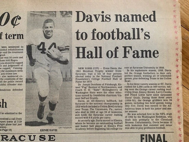 ERNIE DAVIS ELECTED TO COLLEGE HALL OF FAME SYRACUSE NEWSPAPER 1979 COLLECTIBLE MEMORABILIA