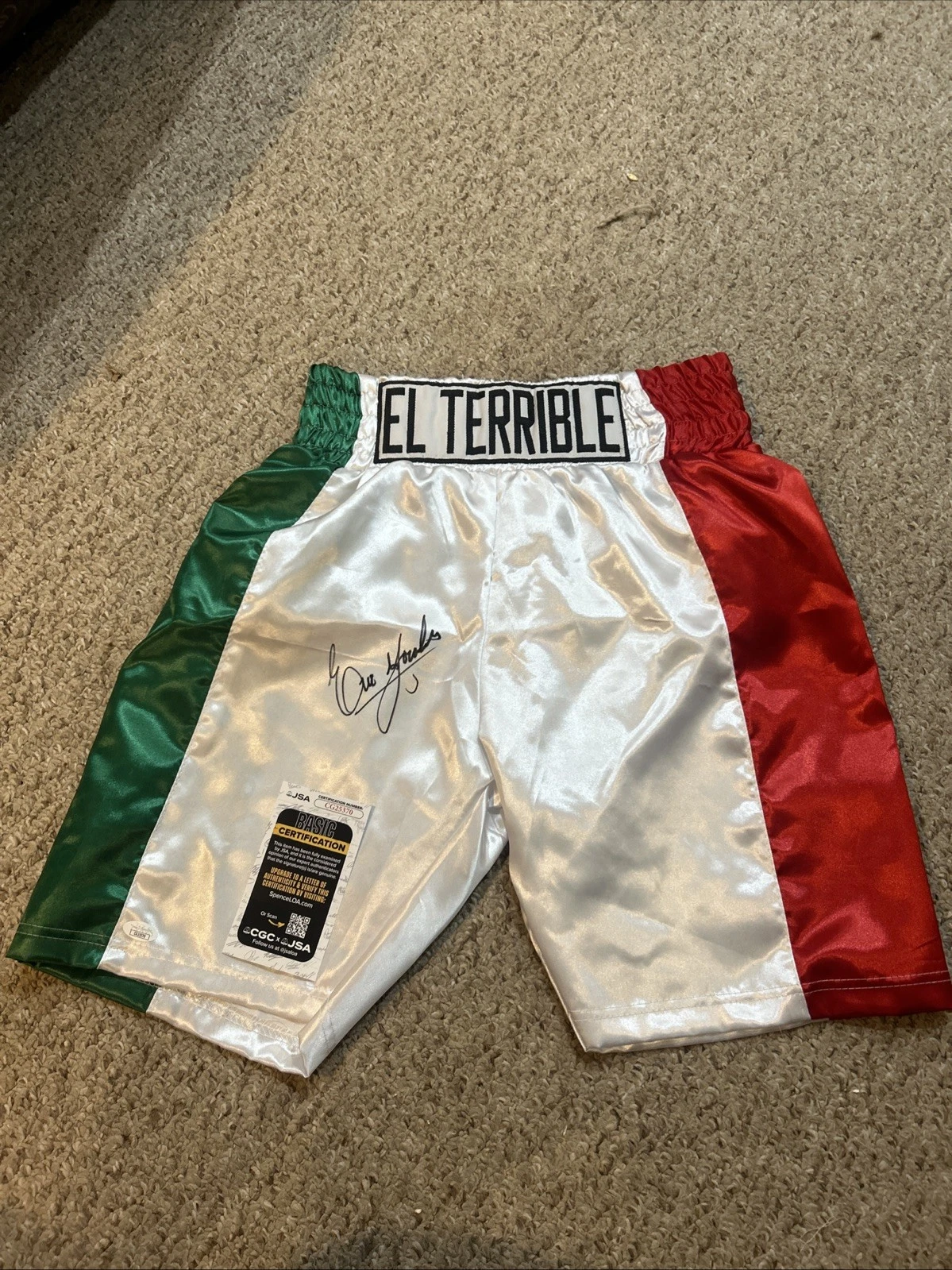 ERIK MORALES SIGNED AUTOGRAPH BOXING TRUNKS JSA COA EL TERRIBLE BOXER HOF CHAMP