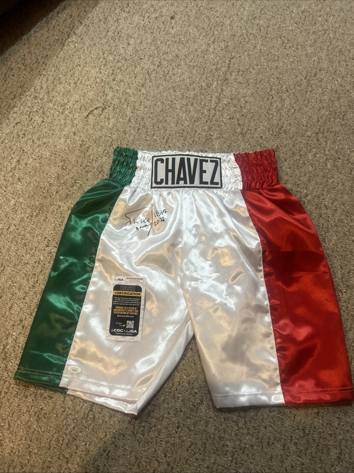 YESSICA KIKA CHAVEZ SIGNED AUTOGRAPH BOXING TRUNKS JSA COA HOF BOXER