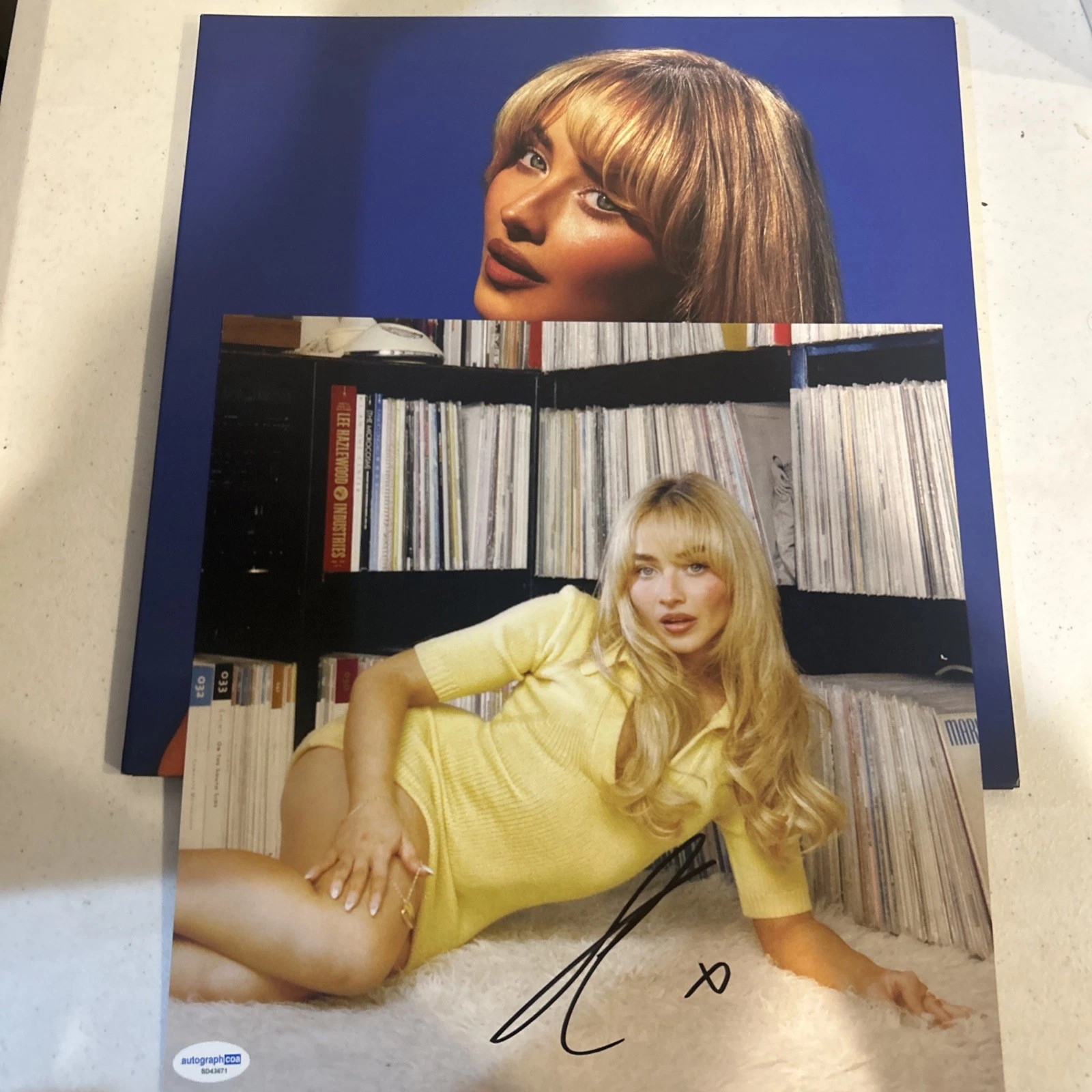 SABRINA CARPENTER SIGNED AUTOGRAPH VINYL ALBUM INSERT ACOA SHORT N SWEET