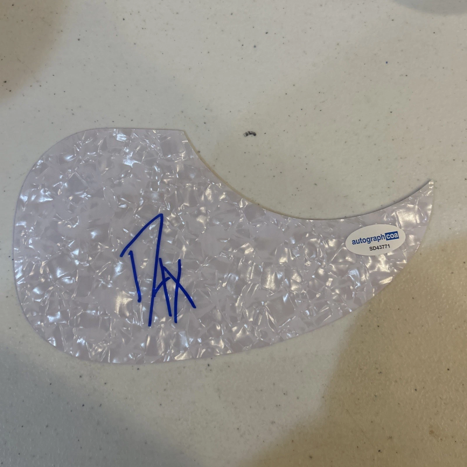 DAX COUNTRY RAPPER SIGNED AUTOGRAPH ACOUSTIC GUITAR PICKGUARD ACOA