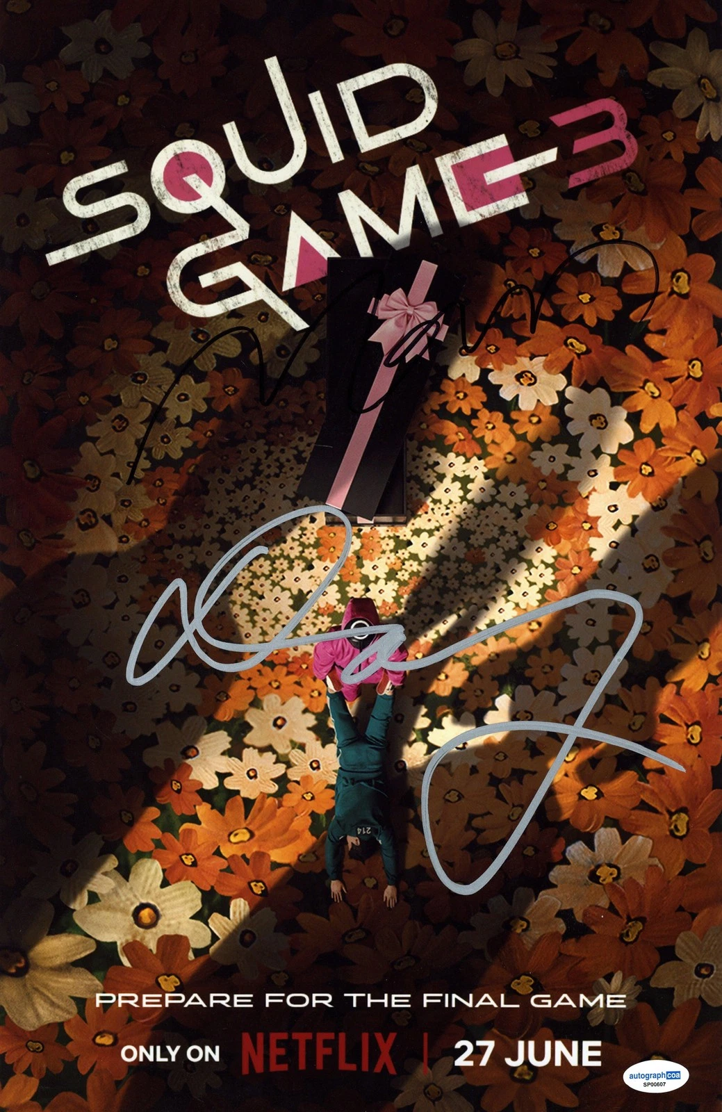 Hwang Dong-hyuk & Kang Ae-sim 