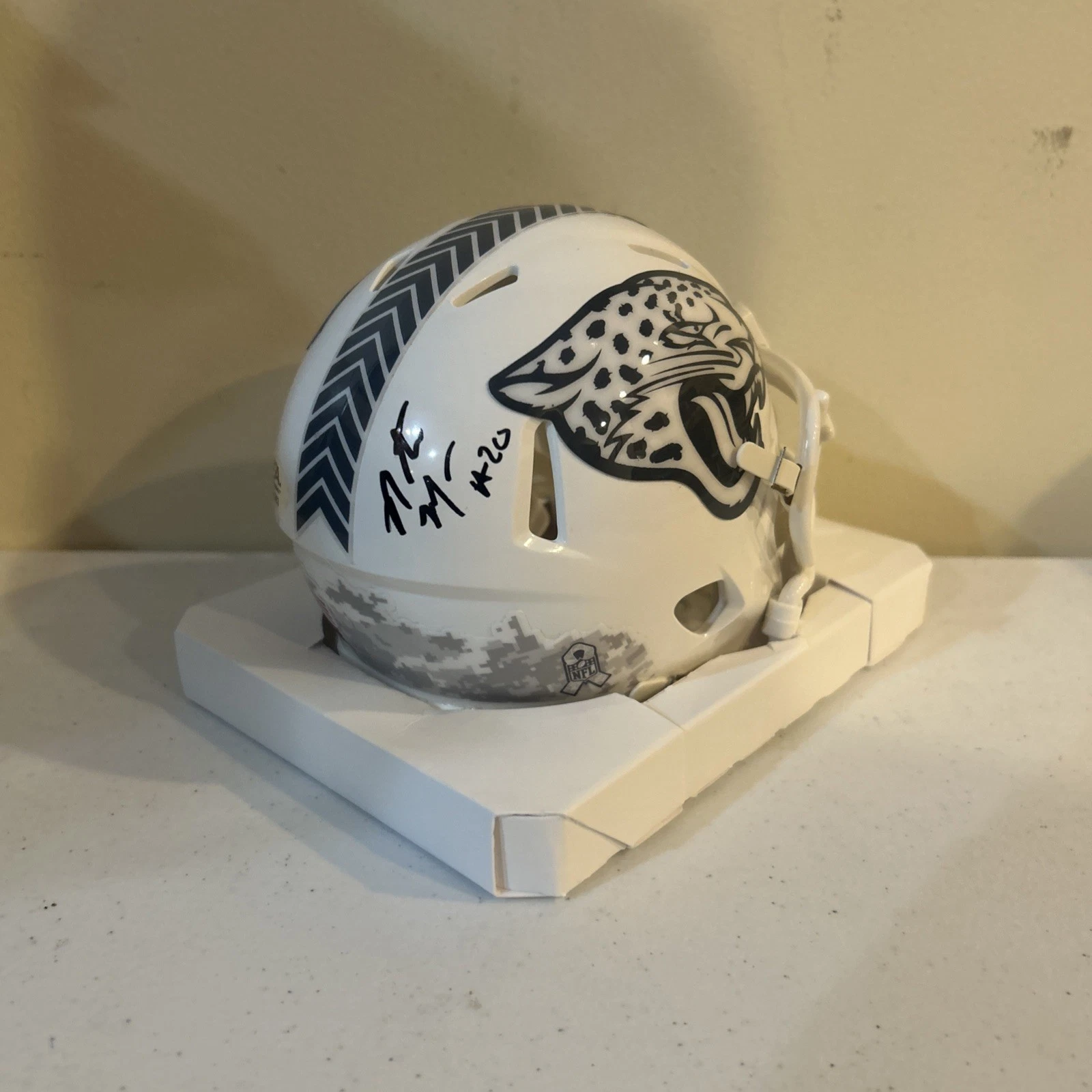 JACKSONVILLE JAGUARS- NATRONE MEANS SIGNED AUTOGRAPH MINI HELMET PSA COA SPEED