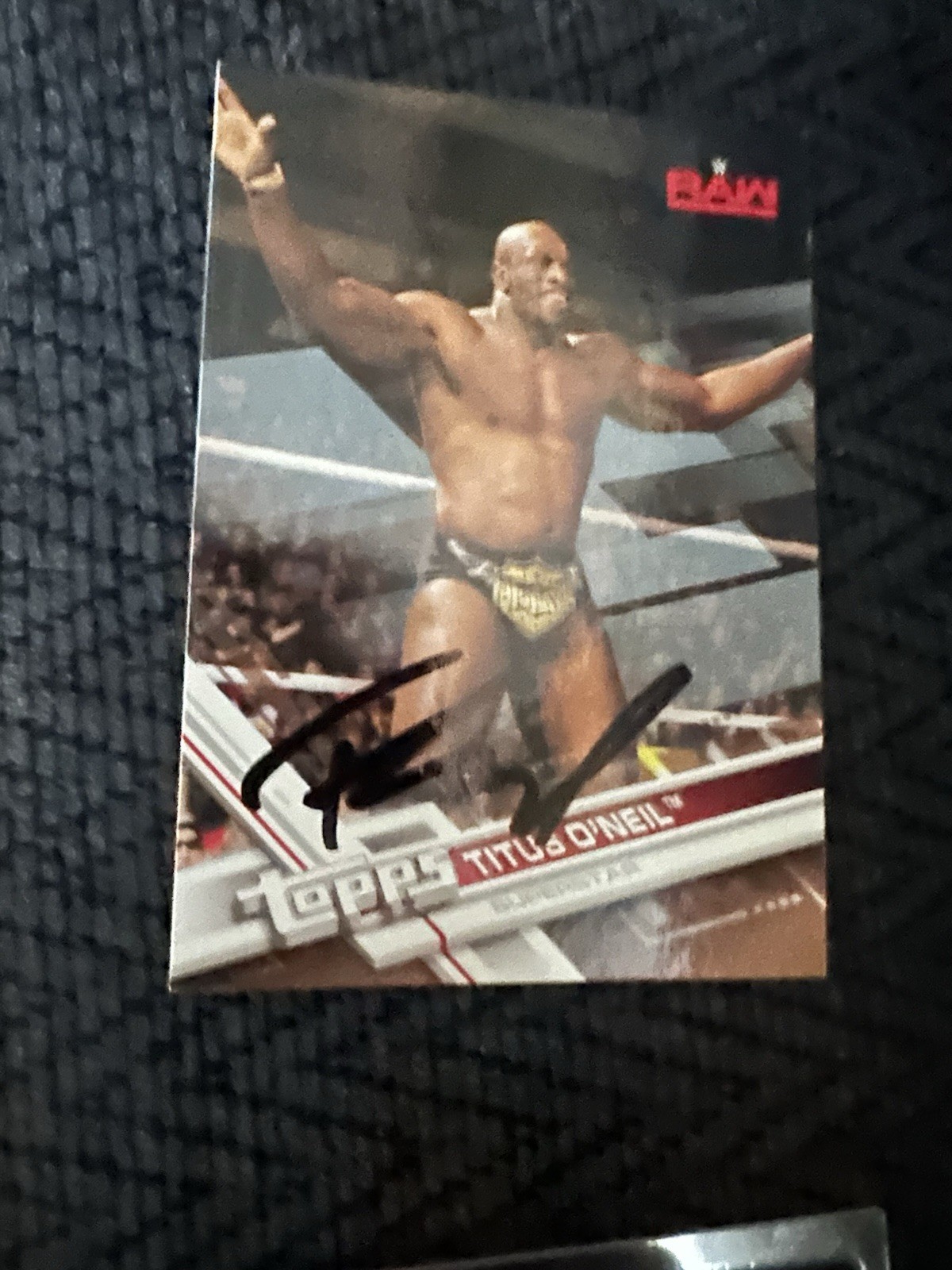 TITUS O’NEILL SIGNED TRADING CARD AUTOGRPAHED WWE WRESTLING COLLECTIBLE MEMORABILIA
