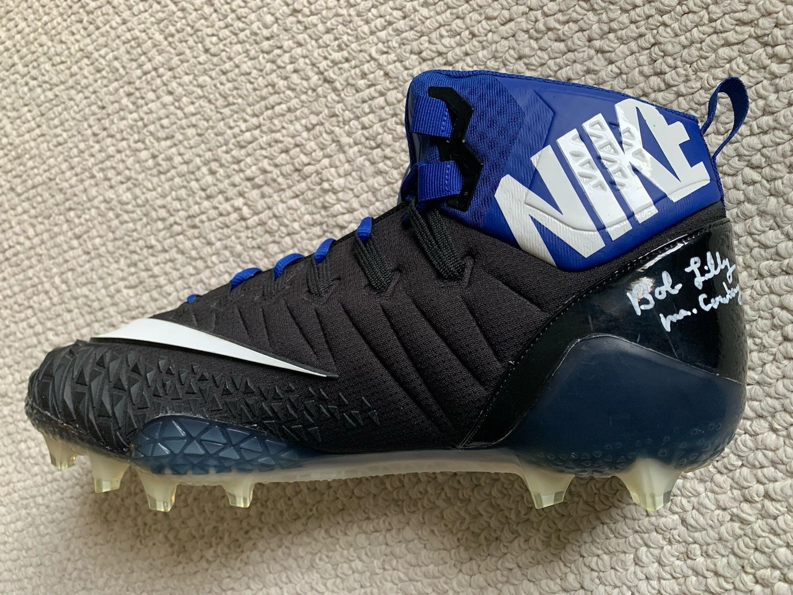 BOB LILLY HAND SIGNED SIZE 17 BLUE NIKE CLEAT+COA         DAMAGED+DISCOUNTED