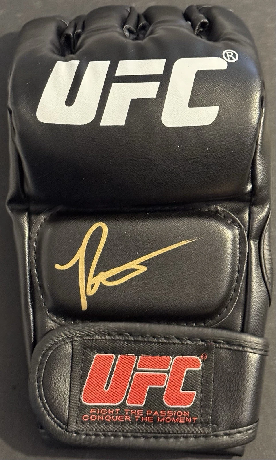 Khalil Rountree Signed Autographed UFC Fight Glove BAS Beckett COA