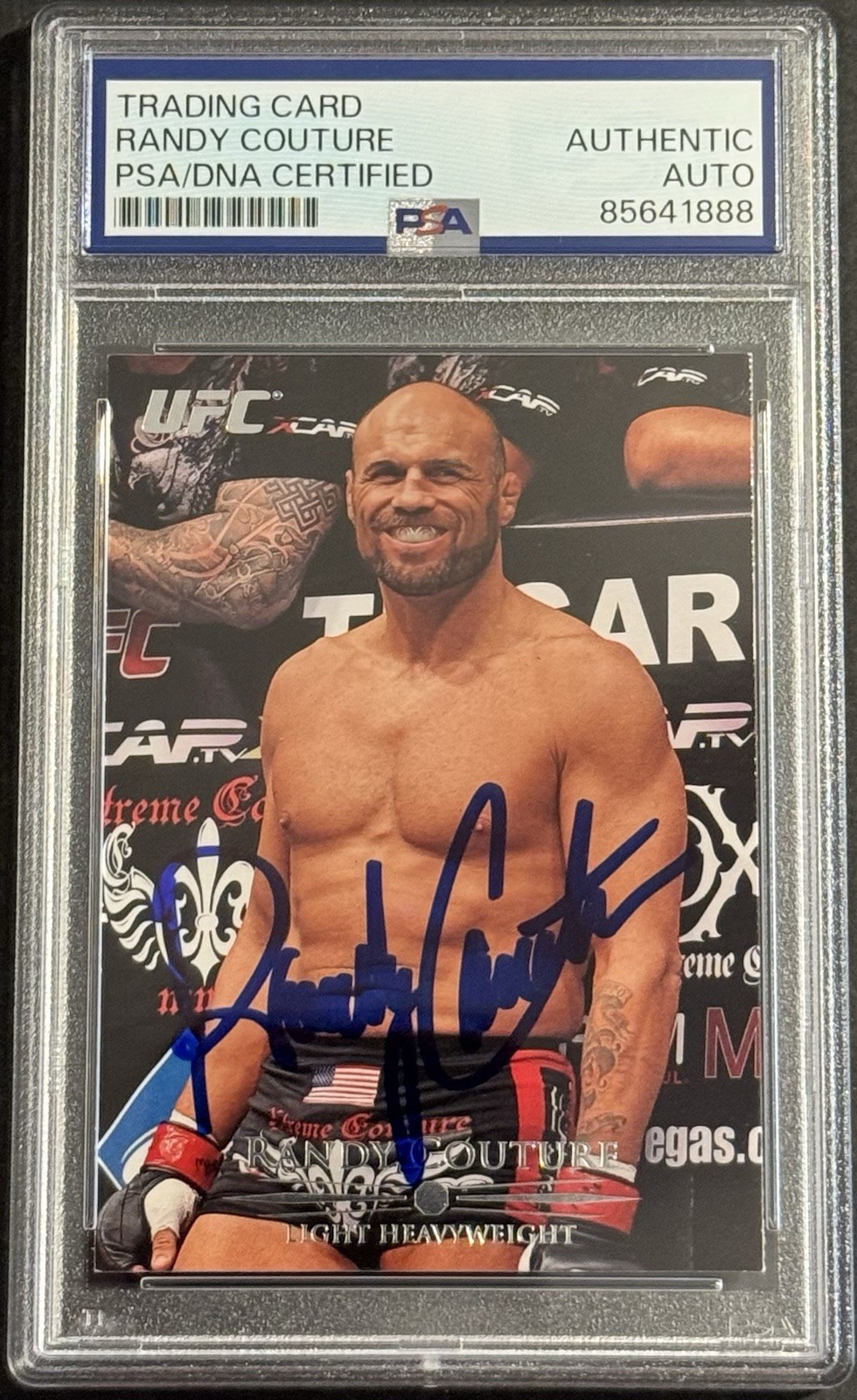 Randy Couture Signed 2011 Topps UFC Card PSA/DNA Slabbed