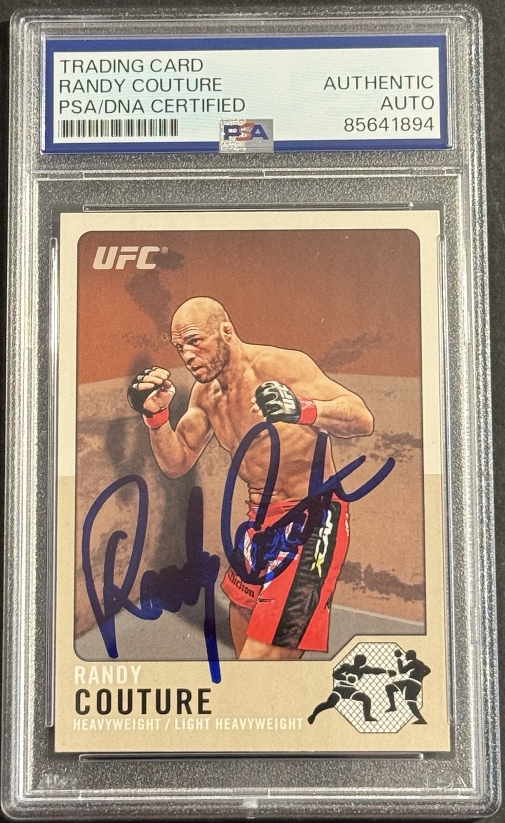 Randy Couture Signed 2011 Topps UFC Card PSA/DNA Slabbed