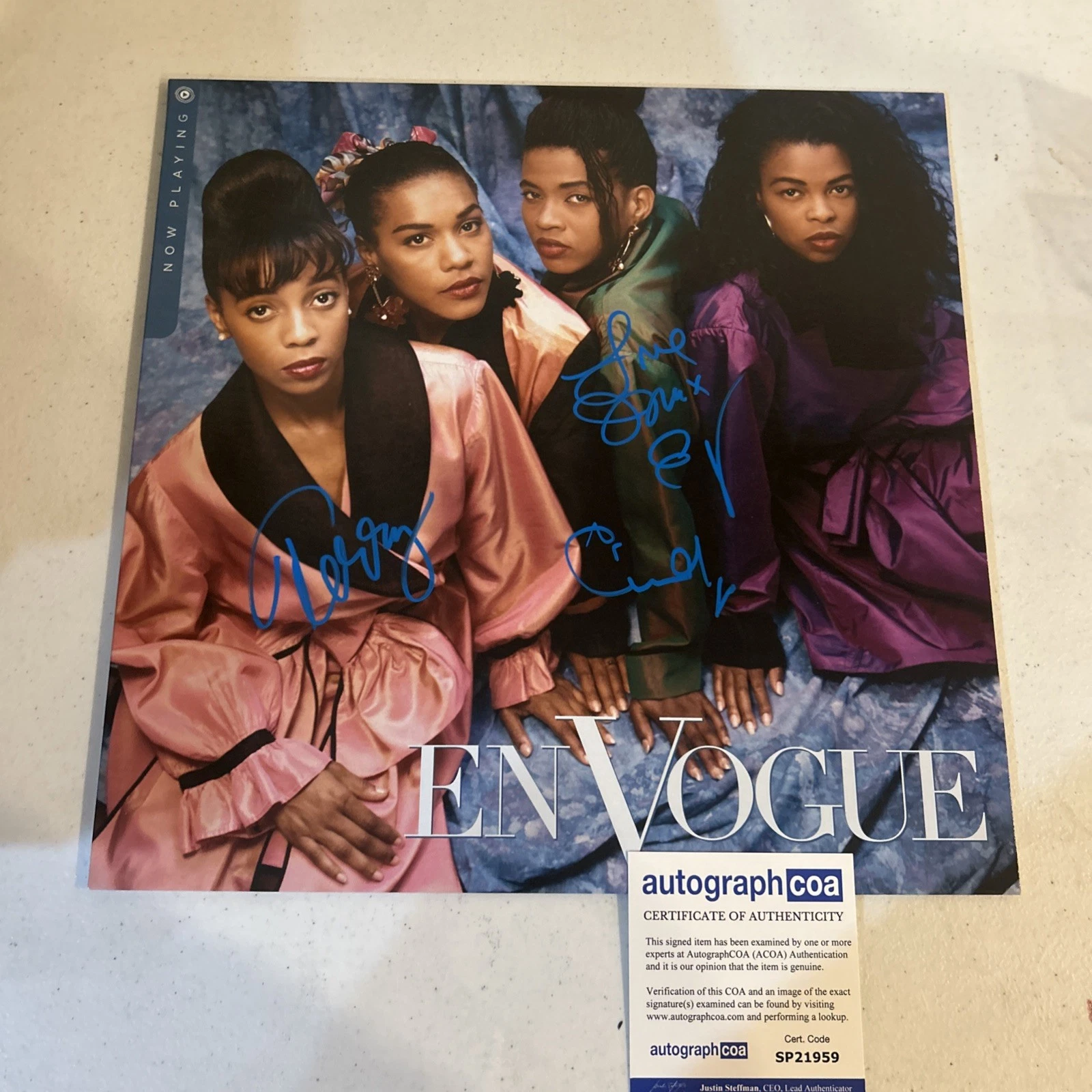 EN VOGUE SIGNED AUTOGRAPH VINYL ALBUM ACOA “ NOW PLAYING” RECORD LP
