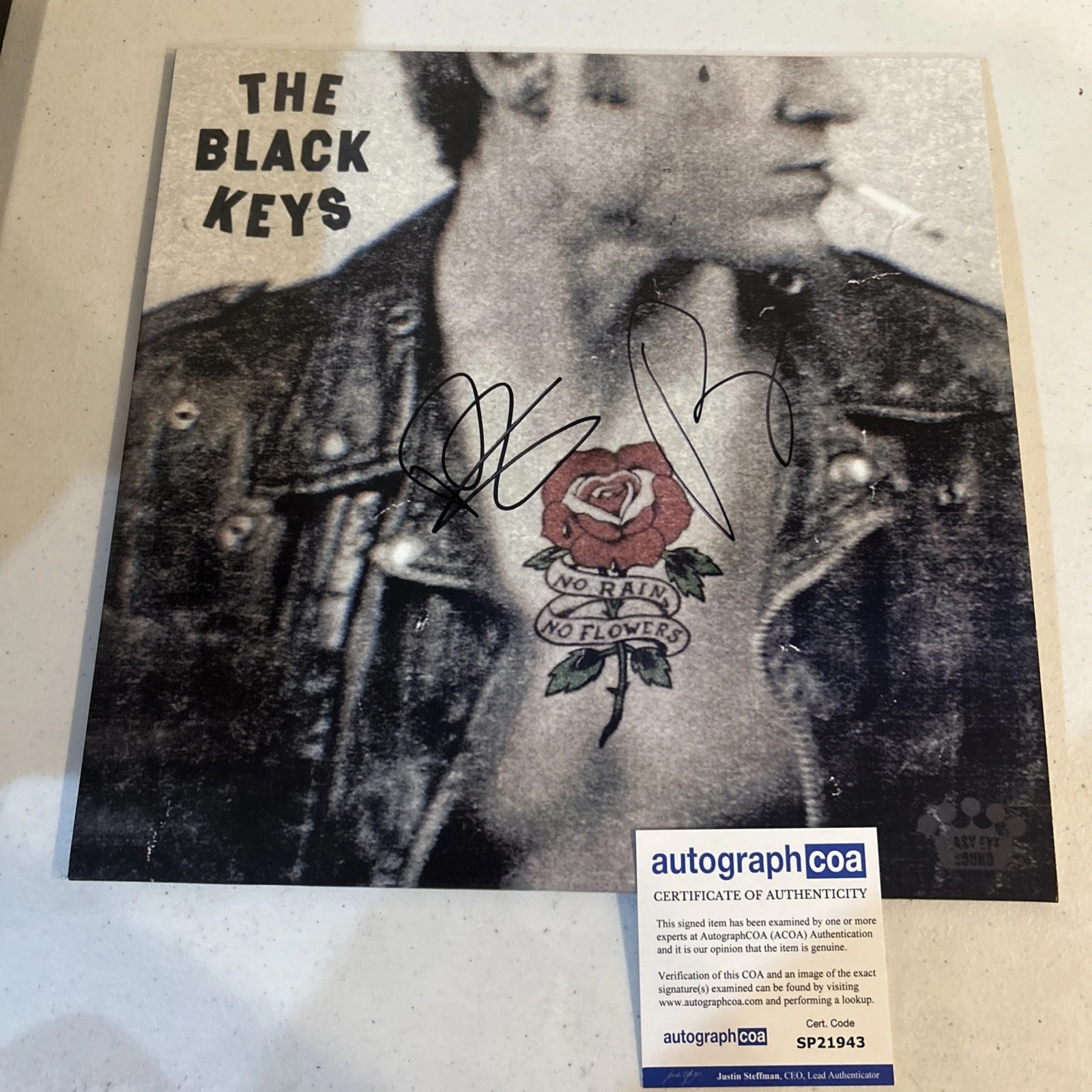 THE BLACK KEYS SIGNED AUTOGRAPH VINYL ACOA NO RAIN NO FLOWERS RECORD LP