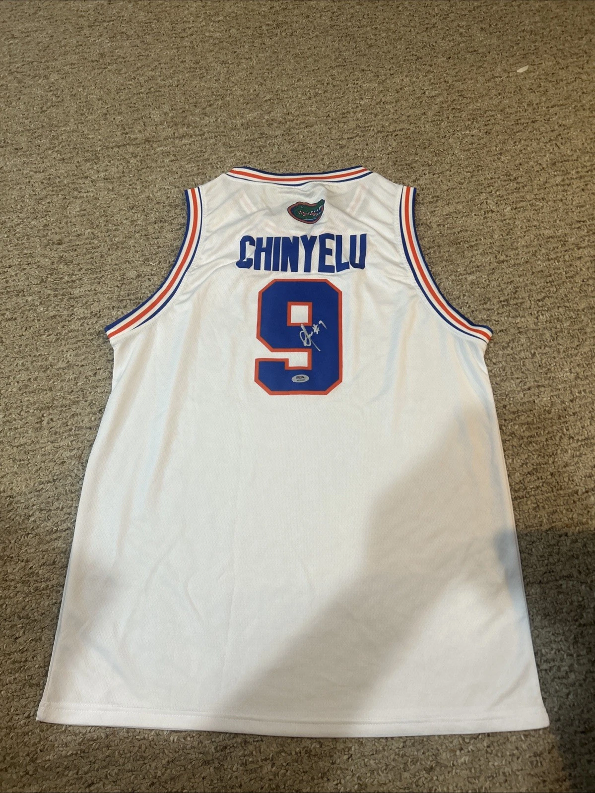 FLORIDA GATORS- RUEBEN CHINYELU SIGNED AUTOGRAPH JERSEY PSA COA BASKETBALL