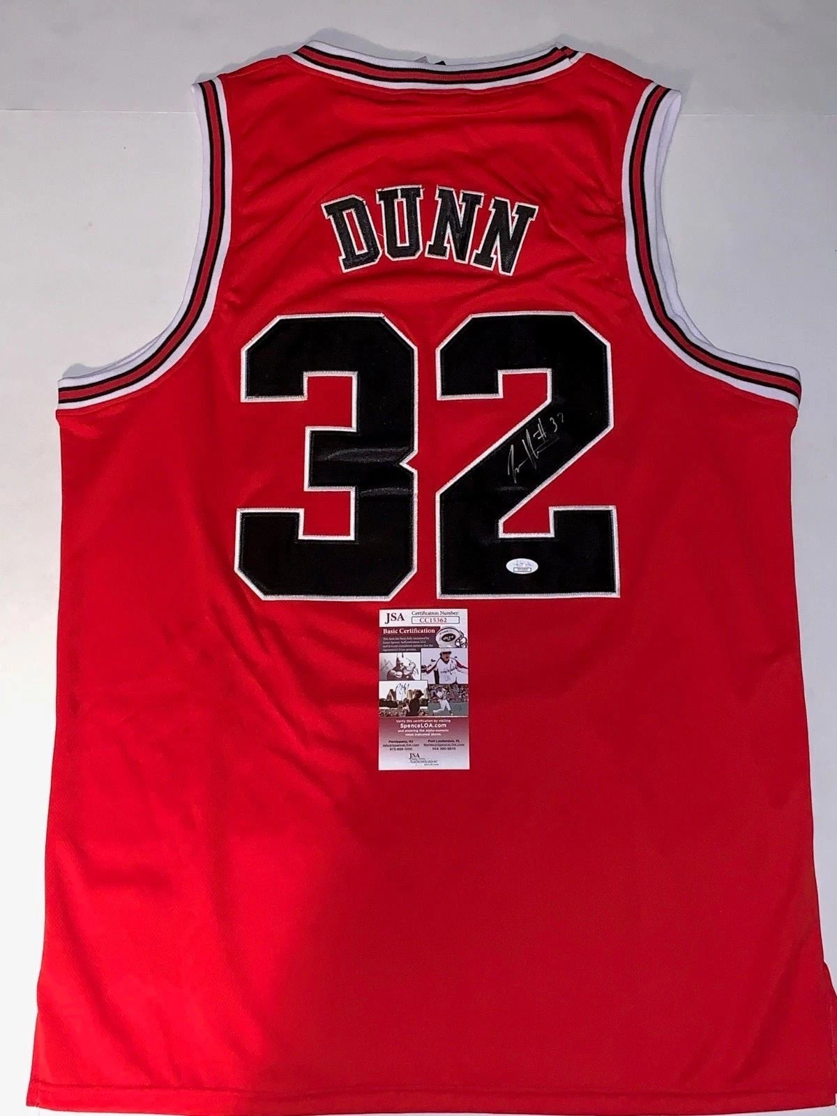 Kris Dunn signed Red Chicago Bulls jersey autographed JSA