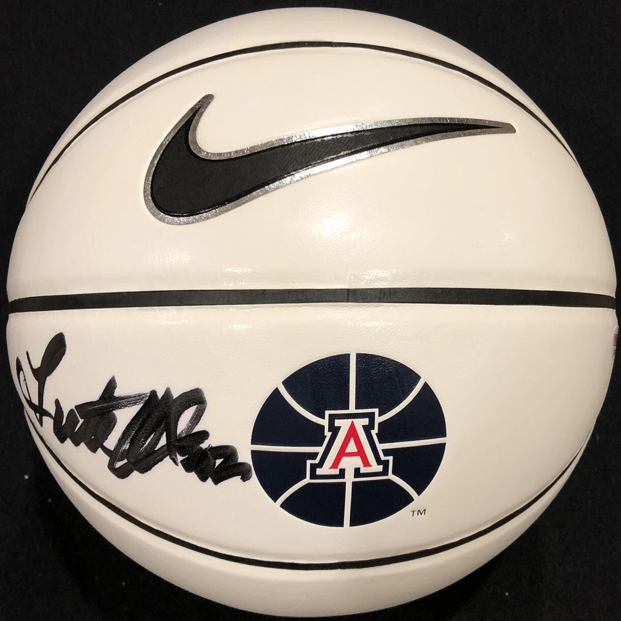 PSA/DNA Arizona Wildcats LUTE OLSON Signed Autographed Logo Basketball 87 CHAMPS