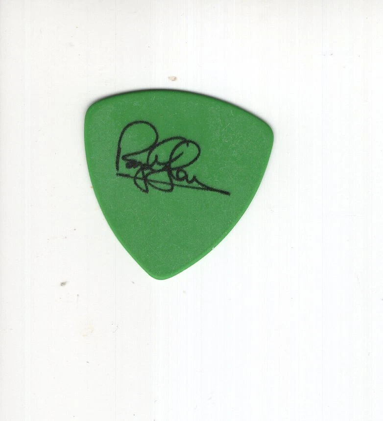 ROGER GLOVER GREEN SIGNATURE GUITAR PICK     ROCK+ROLL LEGEND    DEEP PURPLE