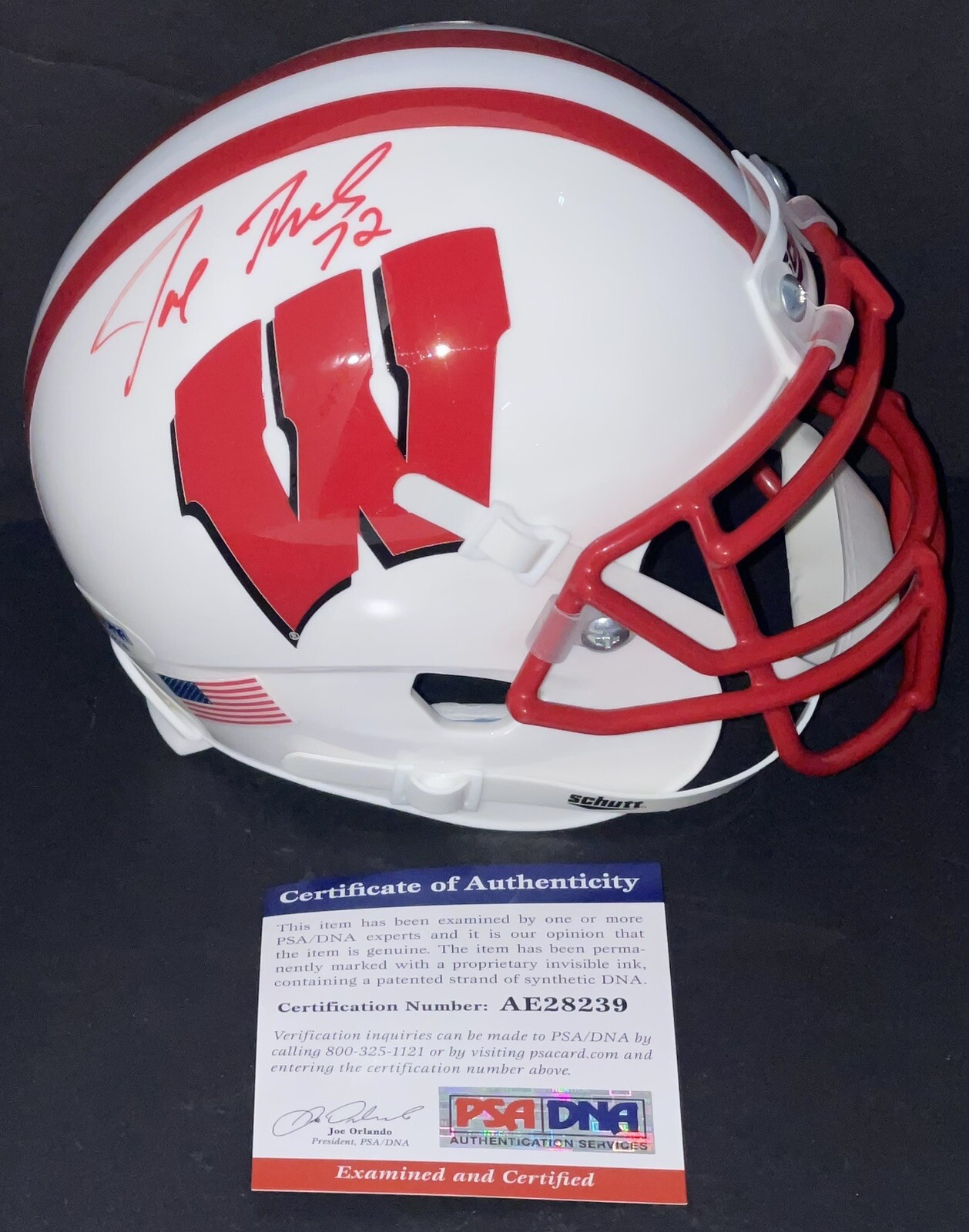 Joe Thomas Signed Autographed Wisconsin Badgers Browns Mini Helmet Psa/Dna