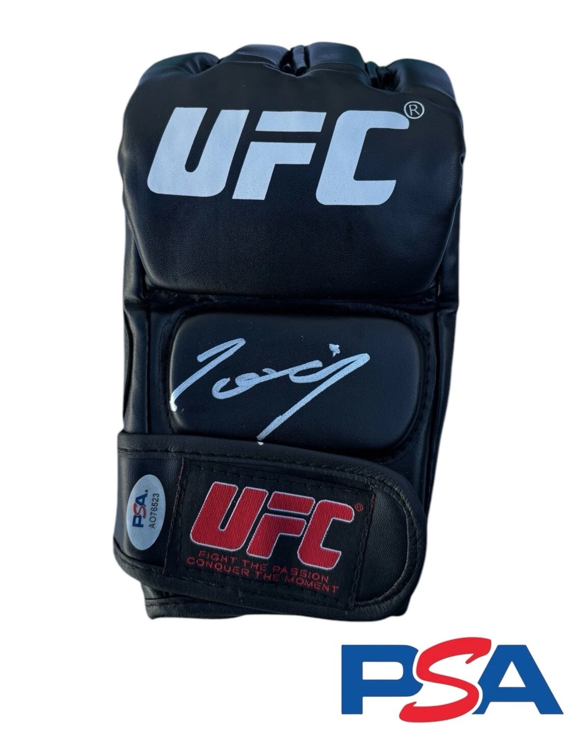 Nate Diaz Signed Autographed UFC Fight Glove PSA/DNA AUTO MMA LEGEND 209