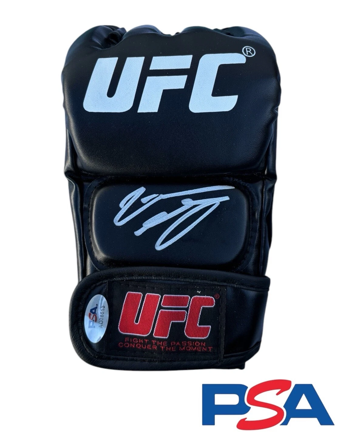 Nate Diaz Signed Autographed UFC Fight Glove PSA/DNA AUTO MMA LEGEND 209