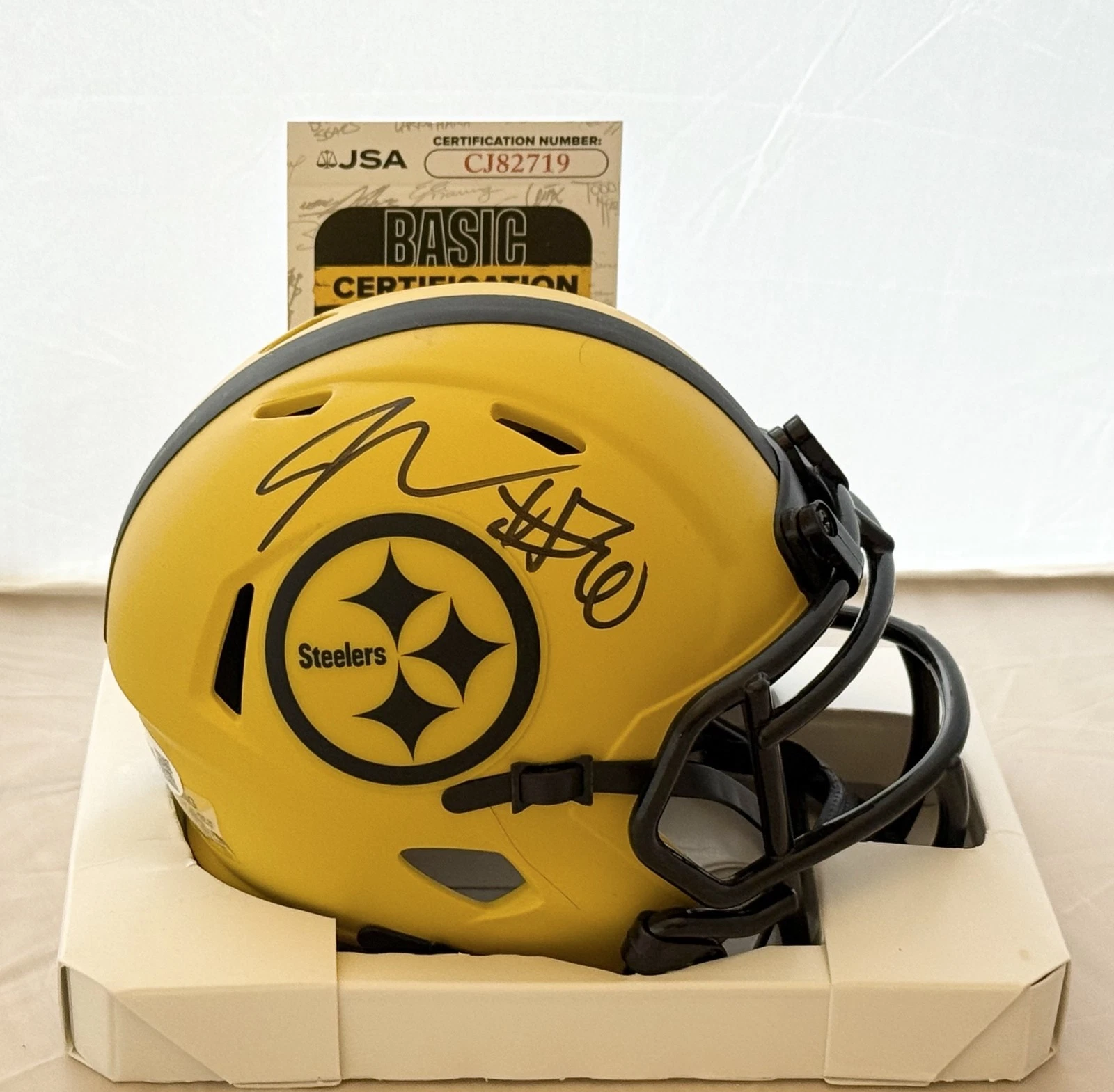 Jaylen Warren signed Pittsburgh Steelers Rave mini helmet autographed JSA