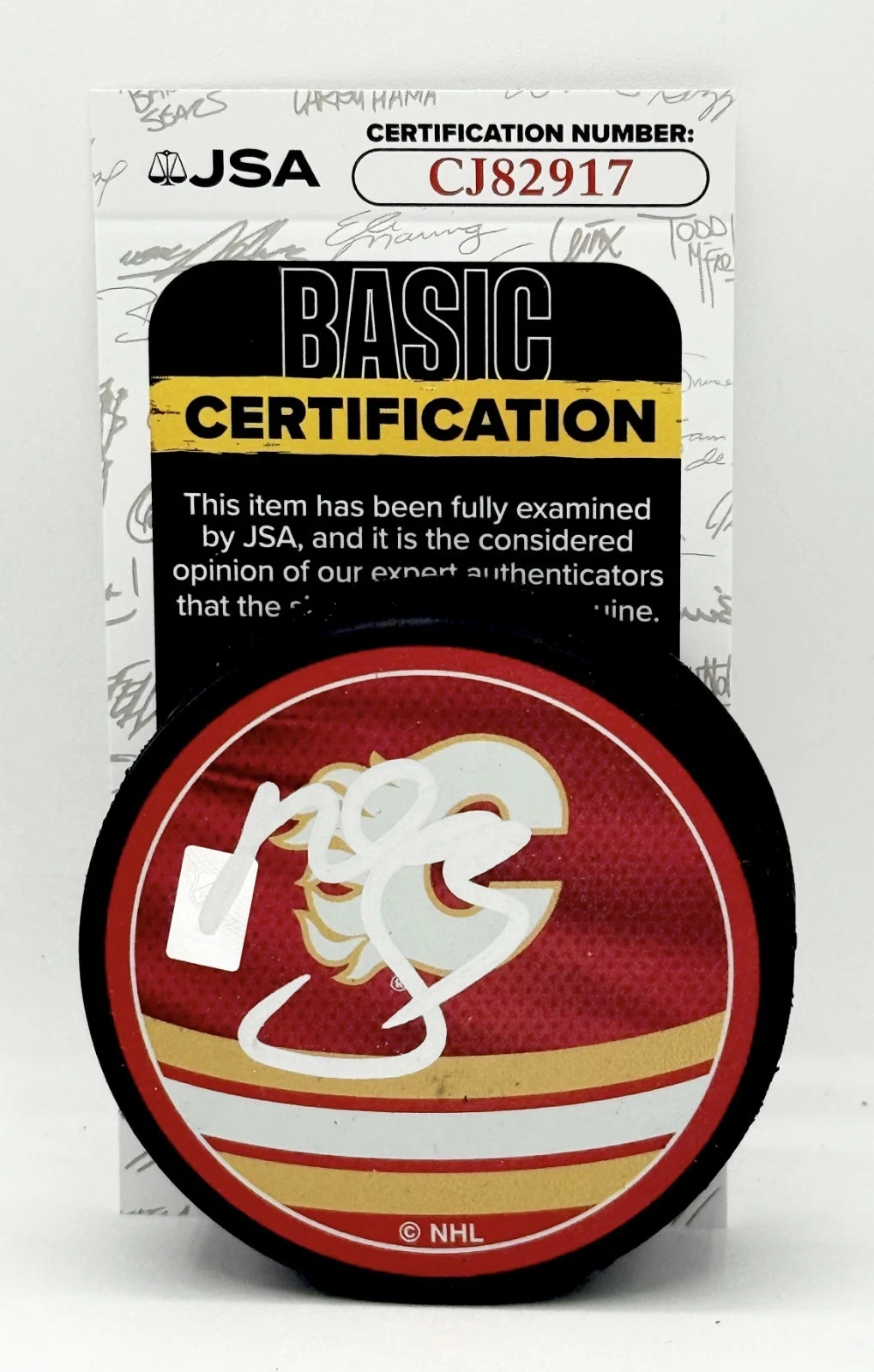 Mark Giordano signed Calgary Flames Reverse Retro Puck autographed JSA COA