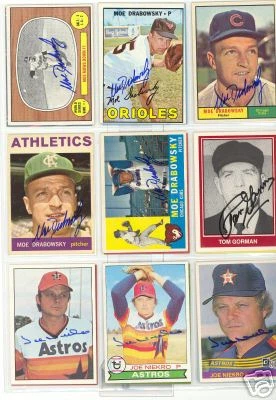 JOE NIEKRO HOUSTON ASTORS 1975 SIGNED #50 CARD