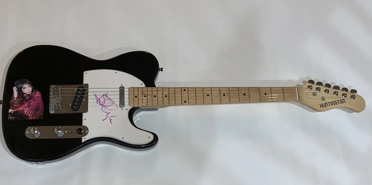 LUKE SPILLER SIGNED BLACK ELECTRIC GUITAR THE STRUTS AUTOGRAPHED PROOF JSA COA