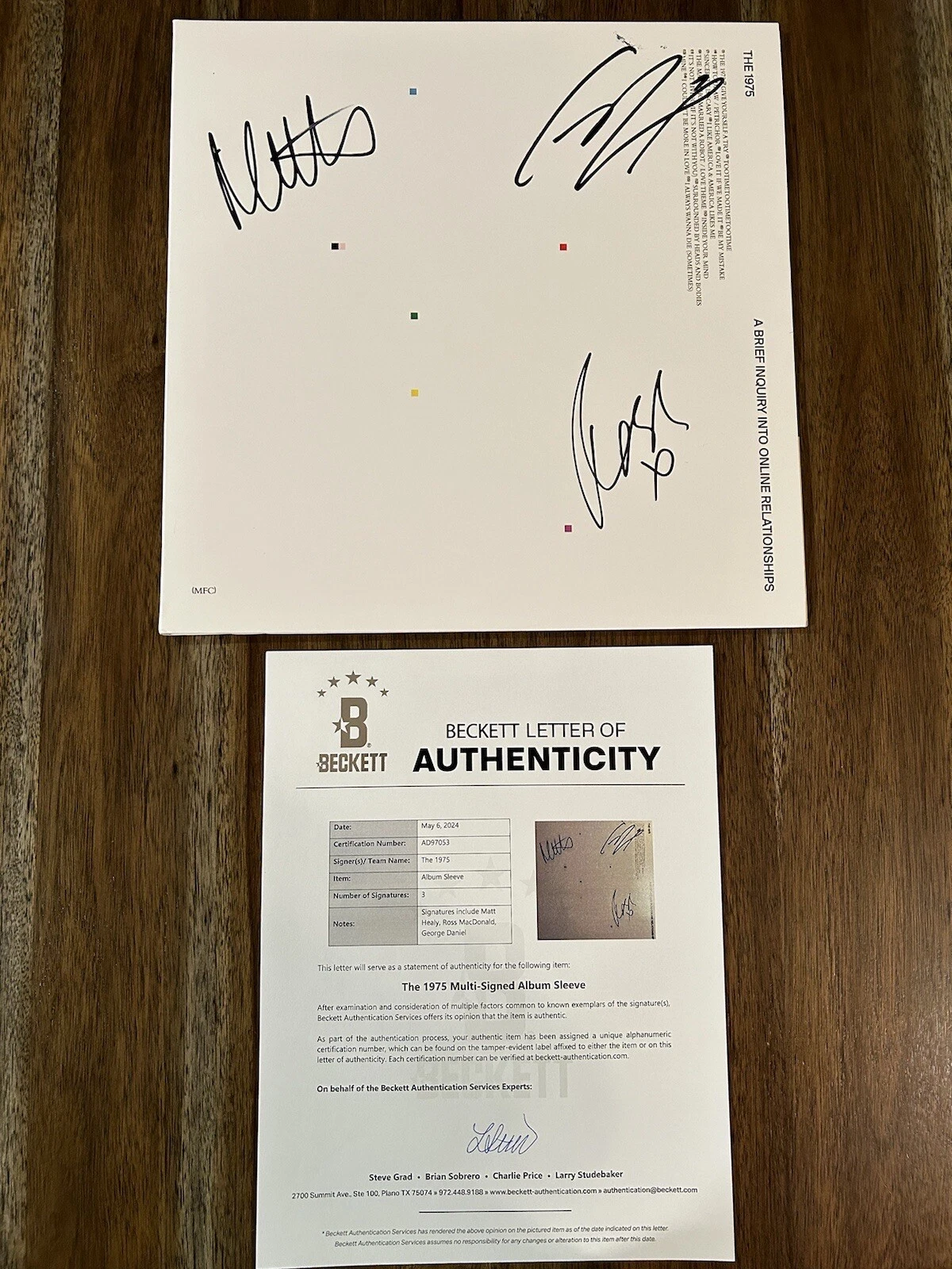‘The 1975’ Band Signed Vinyl Album Matt Healy ‘A Brief Inquiry’ Beckett LOA