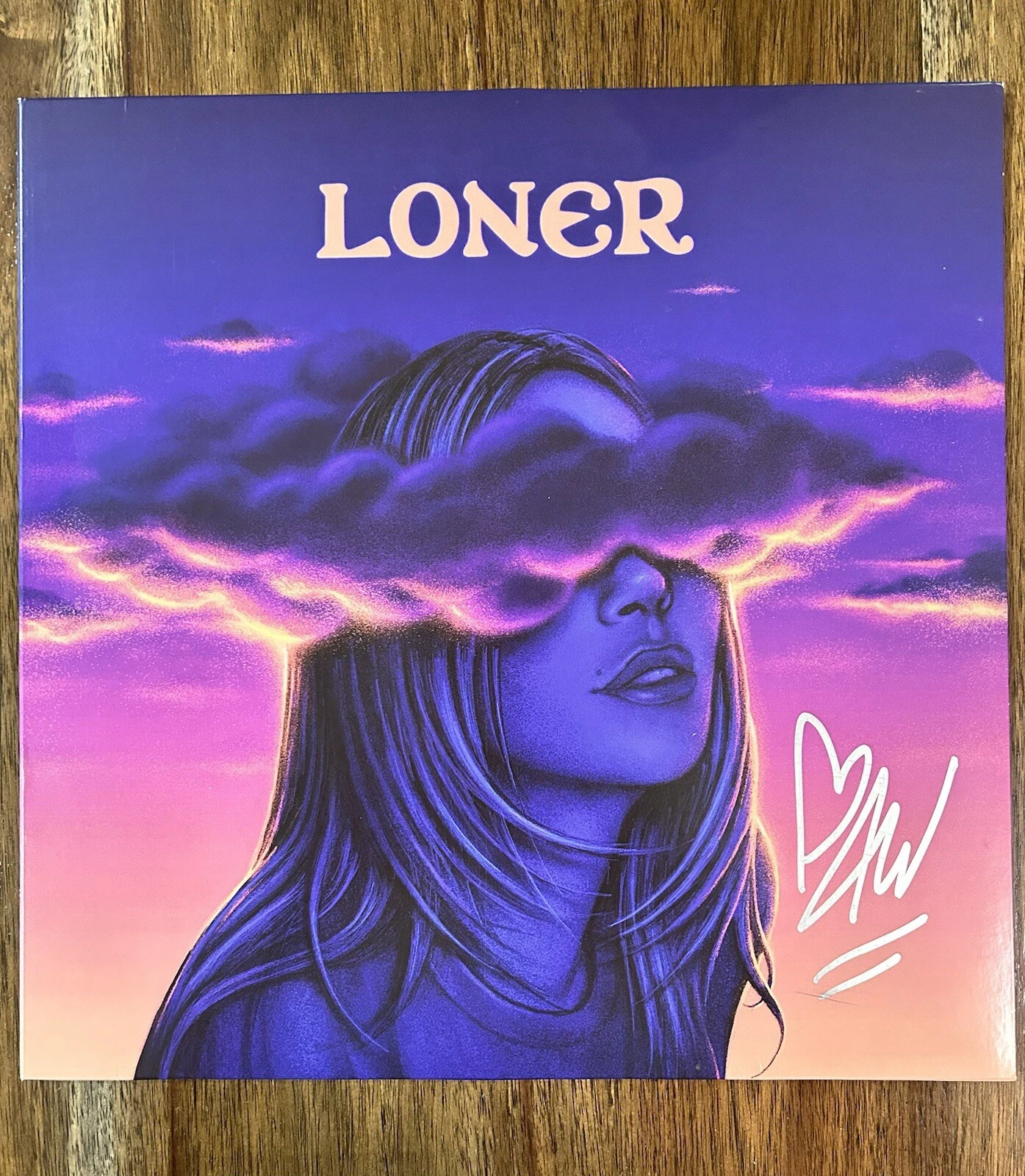 ‘ALISON WONDERLAND’ EDM DJ SIGNED VINYL ALBUM ‘LONER’ AUTOGRAPH COLLECTIBLE MEMORABILIA