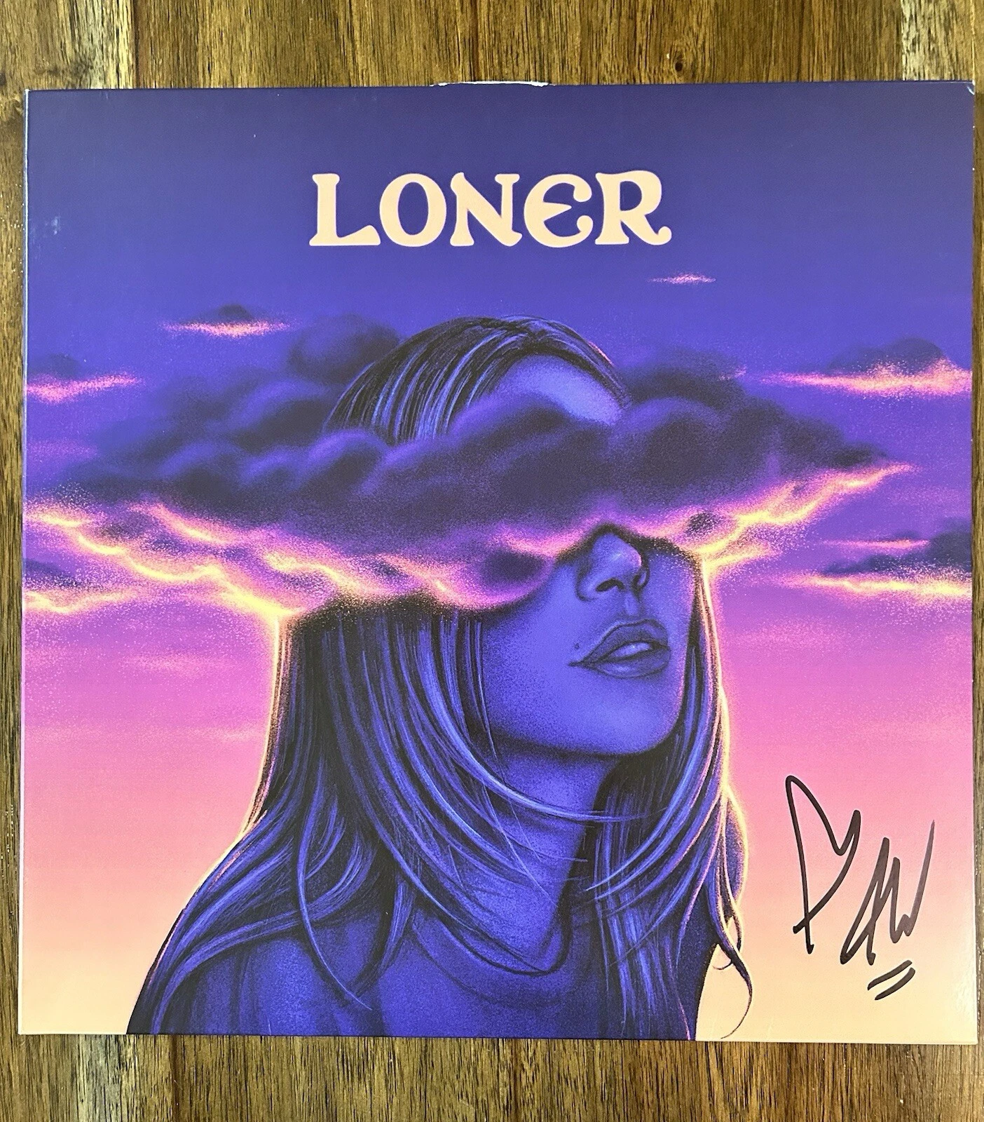 ‘ALISON WONDERLAND’ EDM DJ SIGNED VINYL ALBUM ‘LONER’ AUTOGRAPH COLLECTIBLE MEMORABILIA